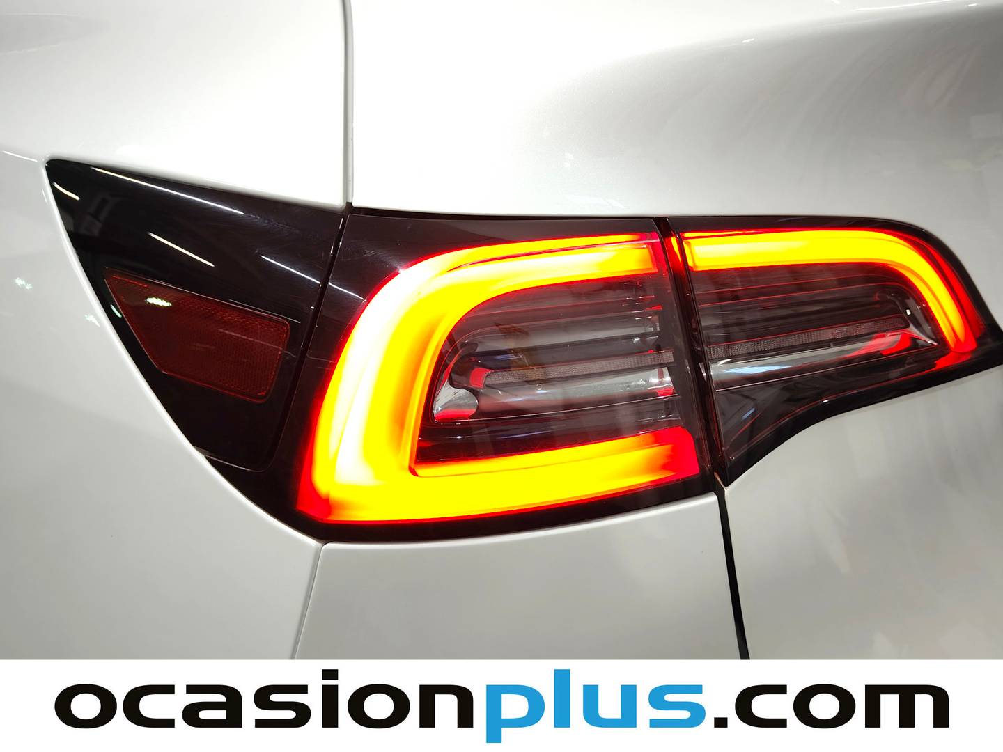 Tesla Model Y Tesla Model Y Tracción Trasera RWD (347 CV) Long Range eléctrico