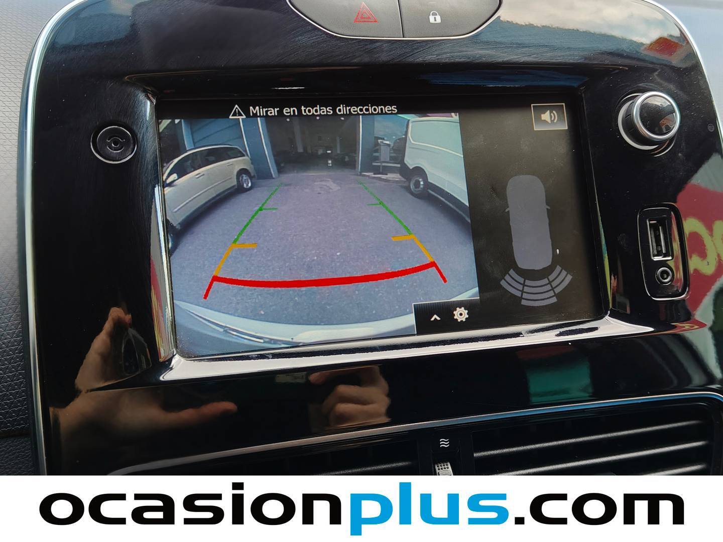 Equipamiento del Renault Clio Renault Clio Limited TCe (76 CV)