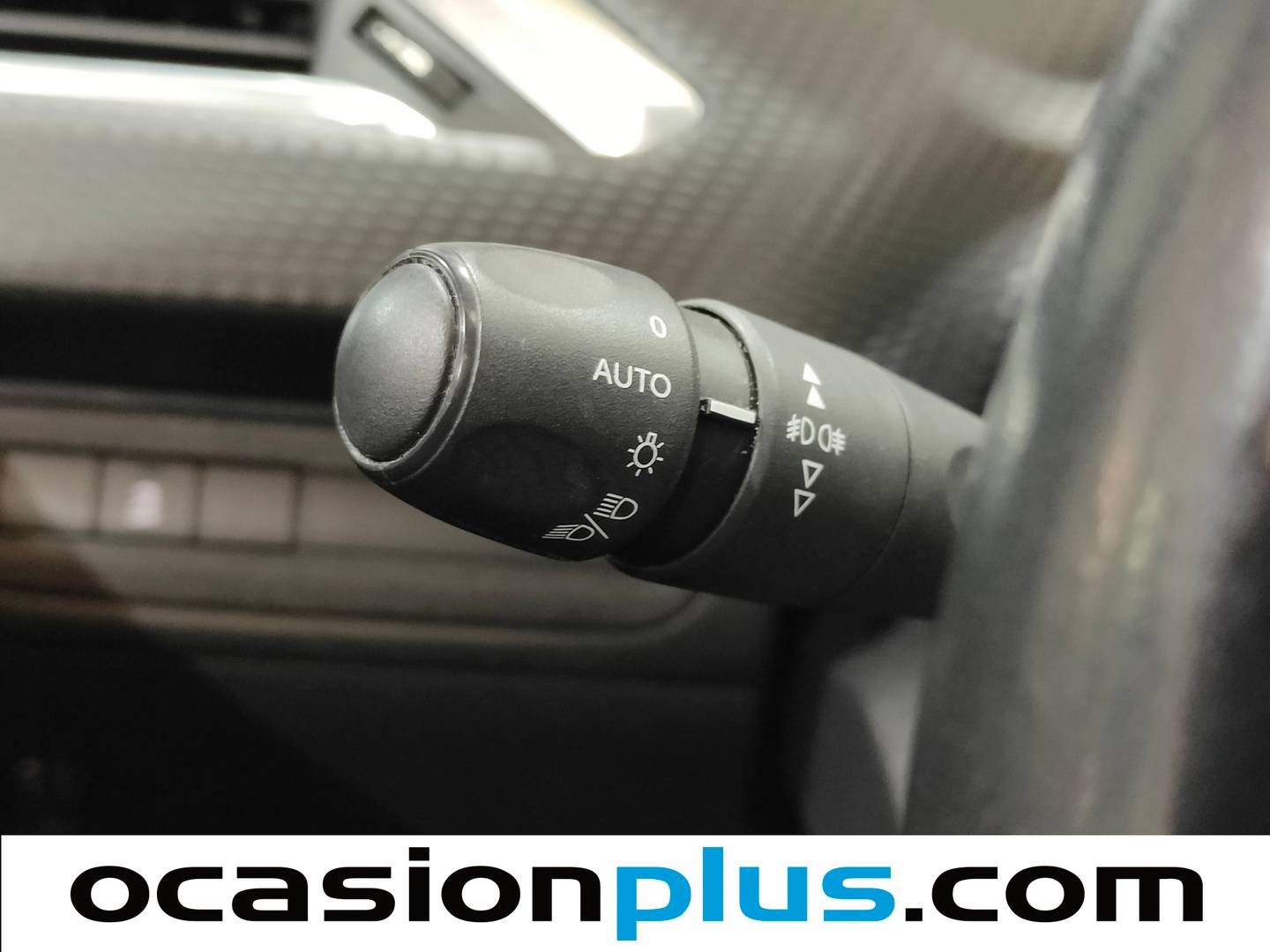 Foto Peugeot 208 Peugeot 208 1.6 BlueHDI Allure (100 CV)