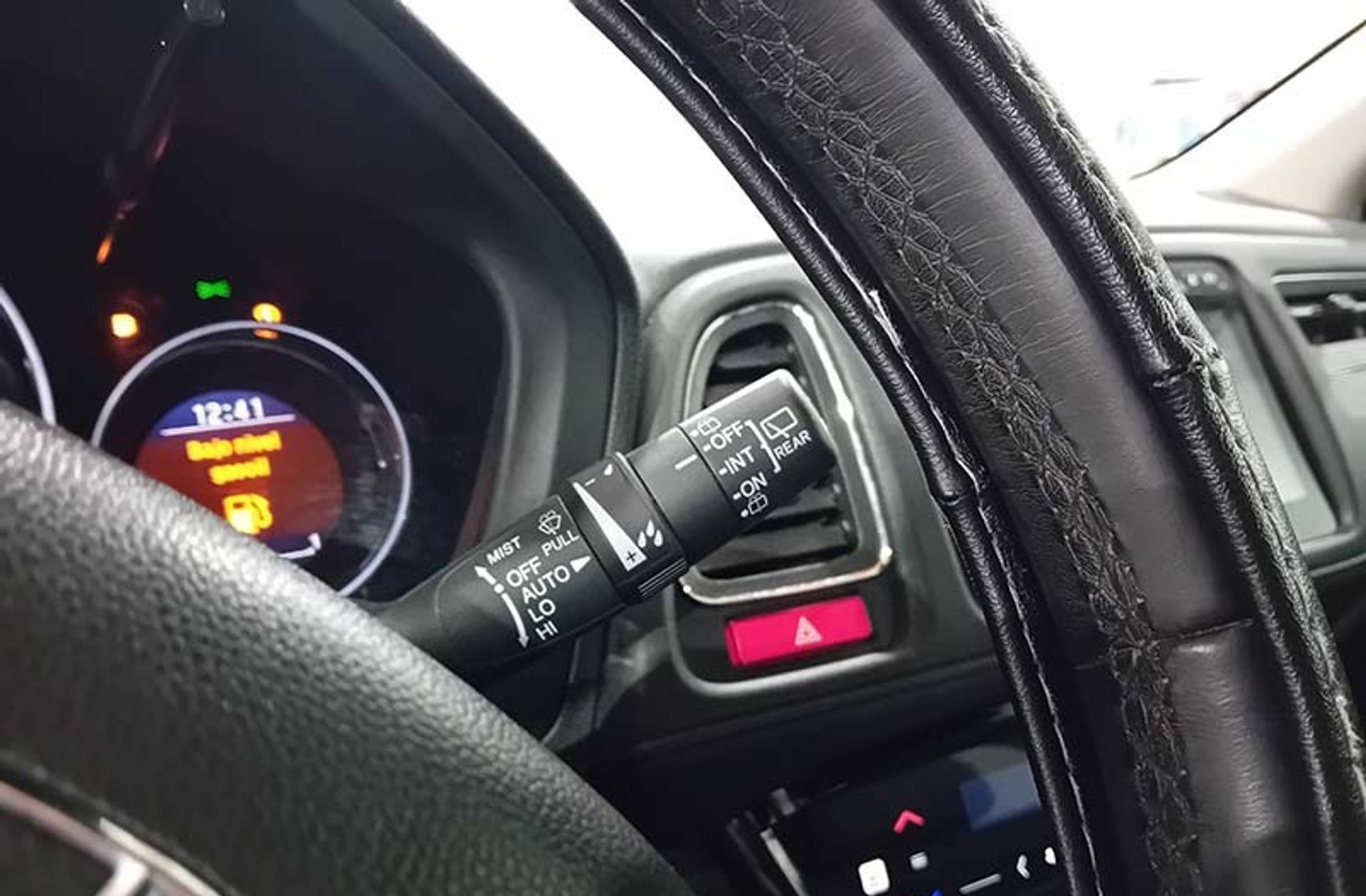 Honda HR-V 1.6 i-DTEC Executive - foto 31