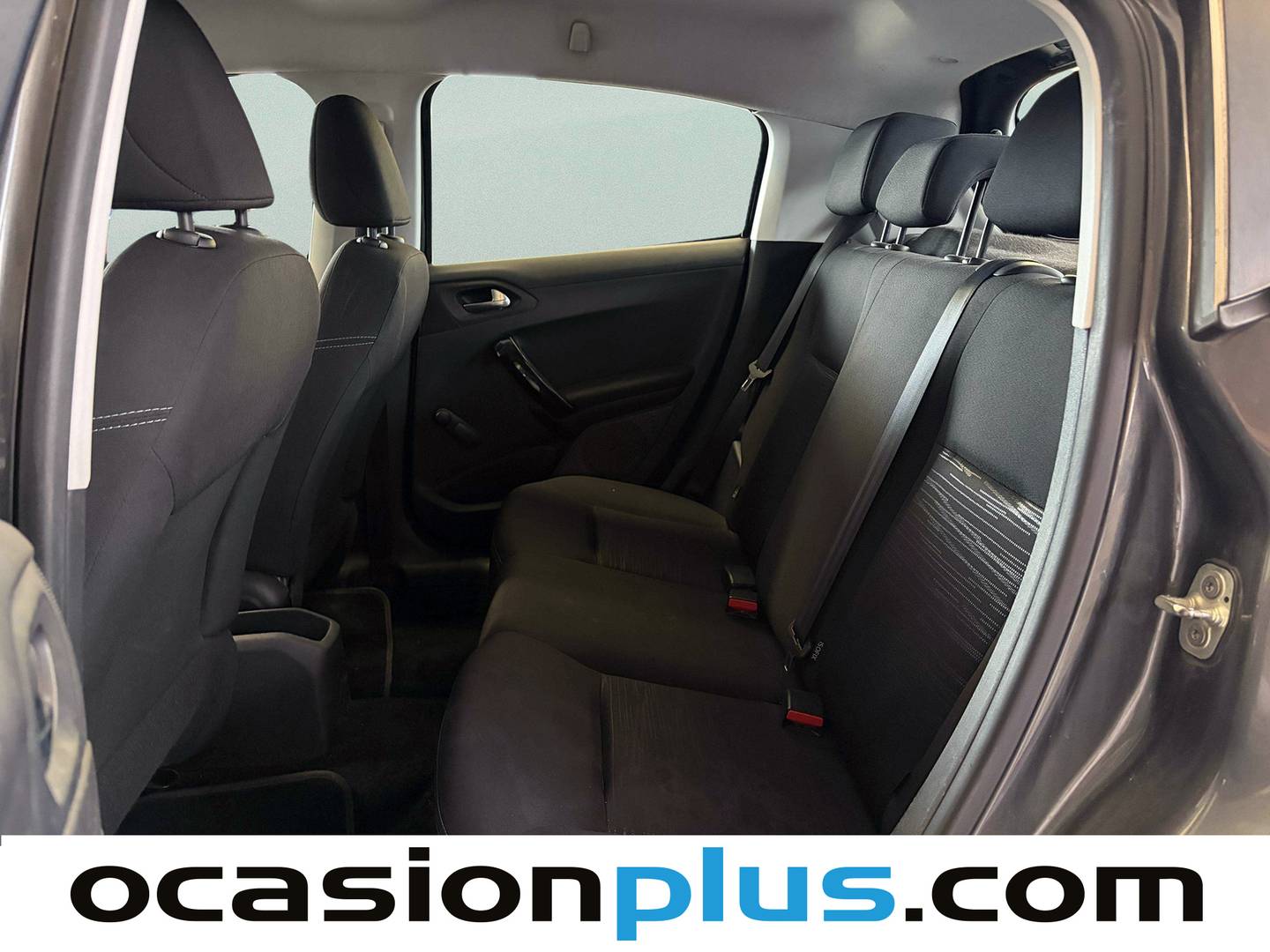Foto asientos traseros Peugeot 208 Peugeot 208 1.4 HDi Business Line (68 CV)
