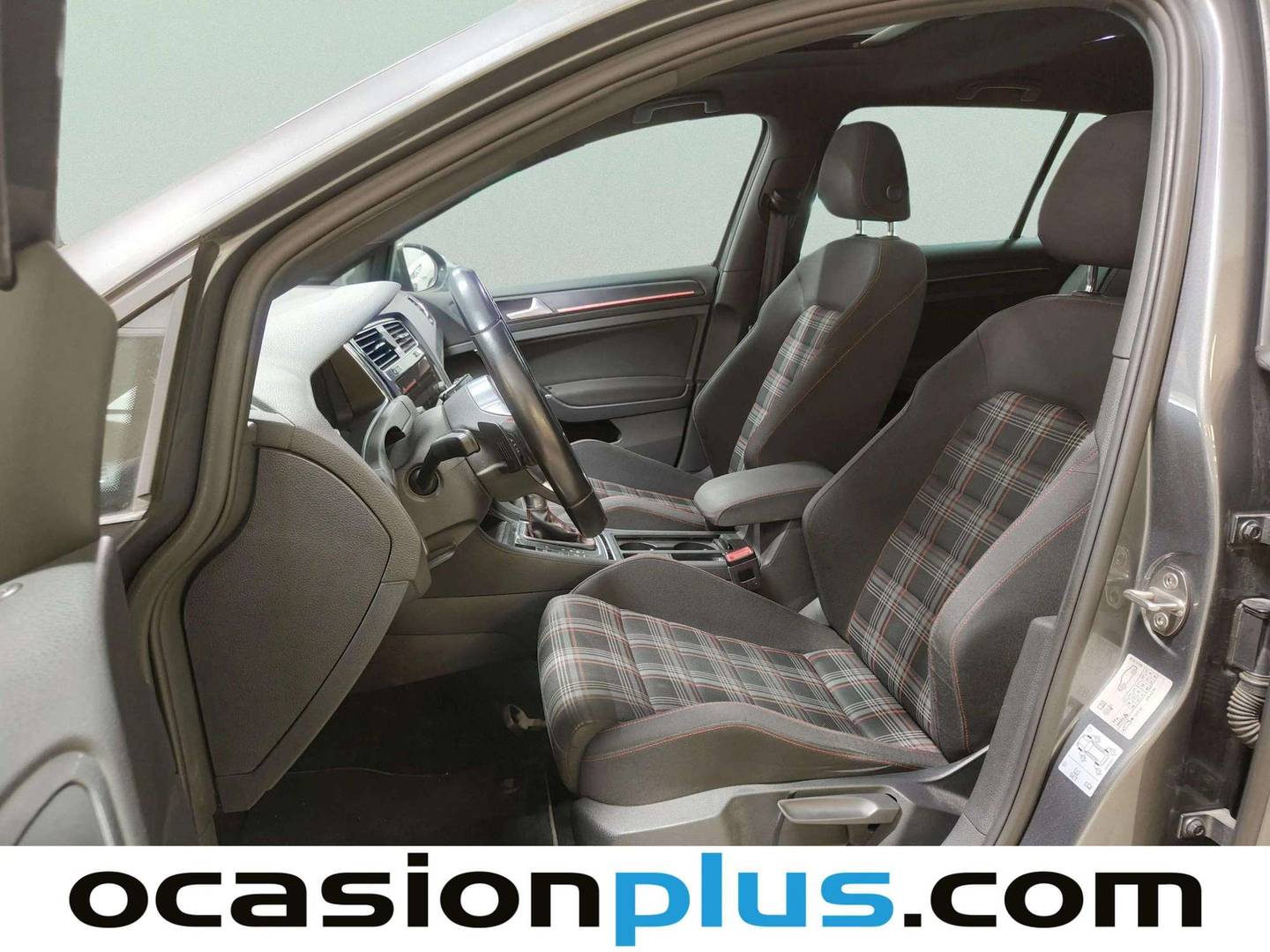Foto asientos delanteros Volkswagen Golf Volkswagen Golf GTI 2.0 TSI (230 CV) DSG