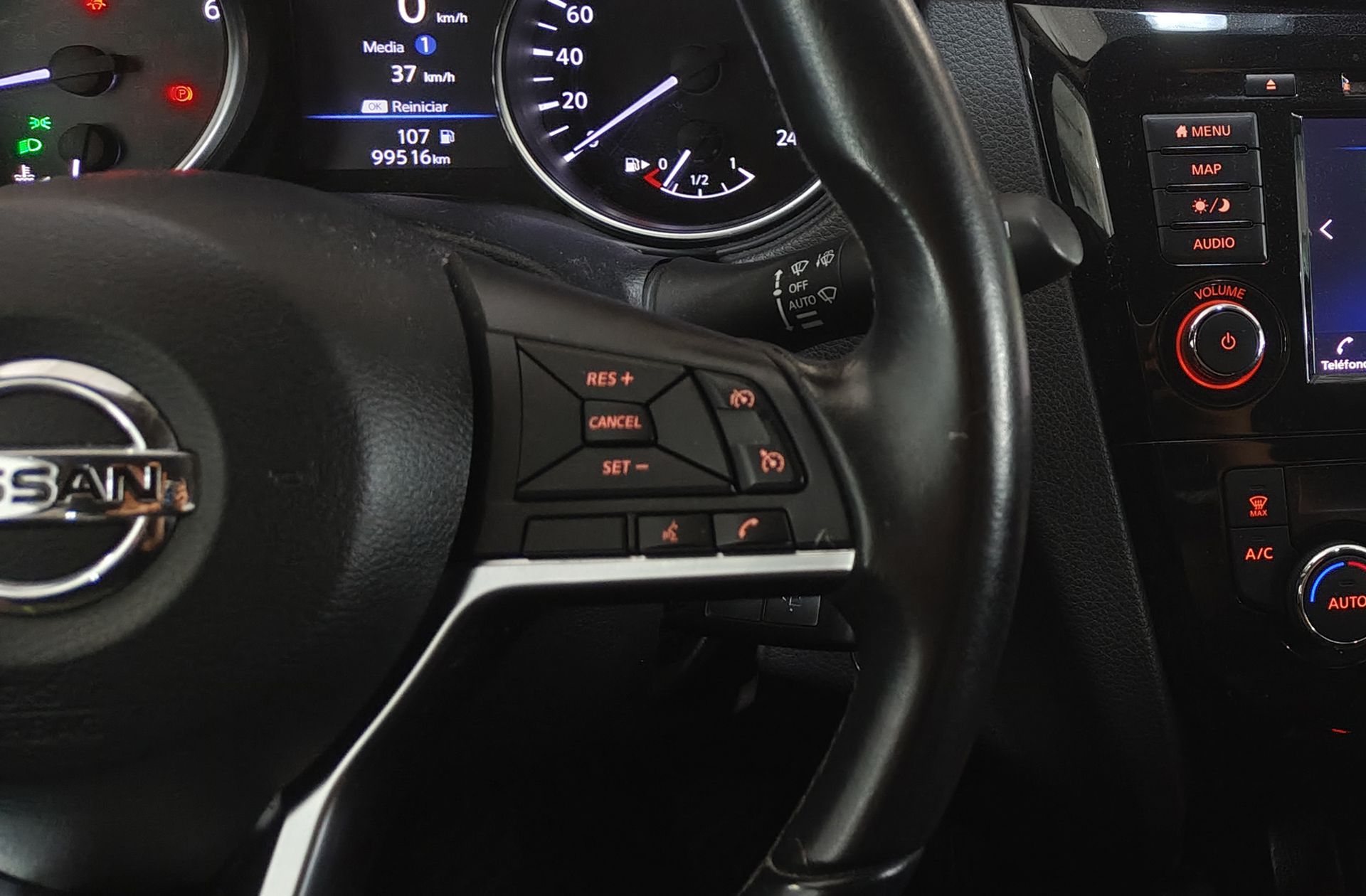 Nissan Qashqai DIG-T 140 N-Connecta - foto 27