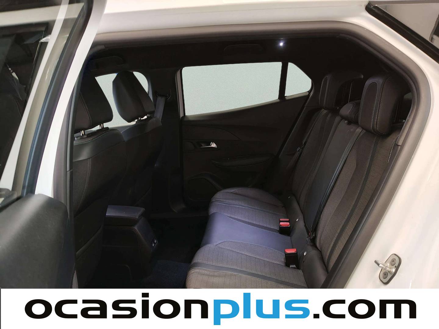 Foto Peugeot 2008 Peugeot 2008 PureTech 100 S&S Allure (100 CV)