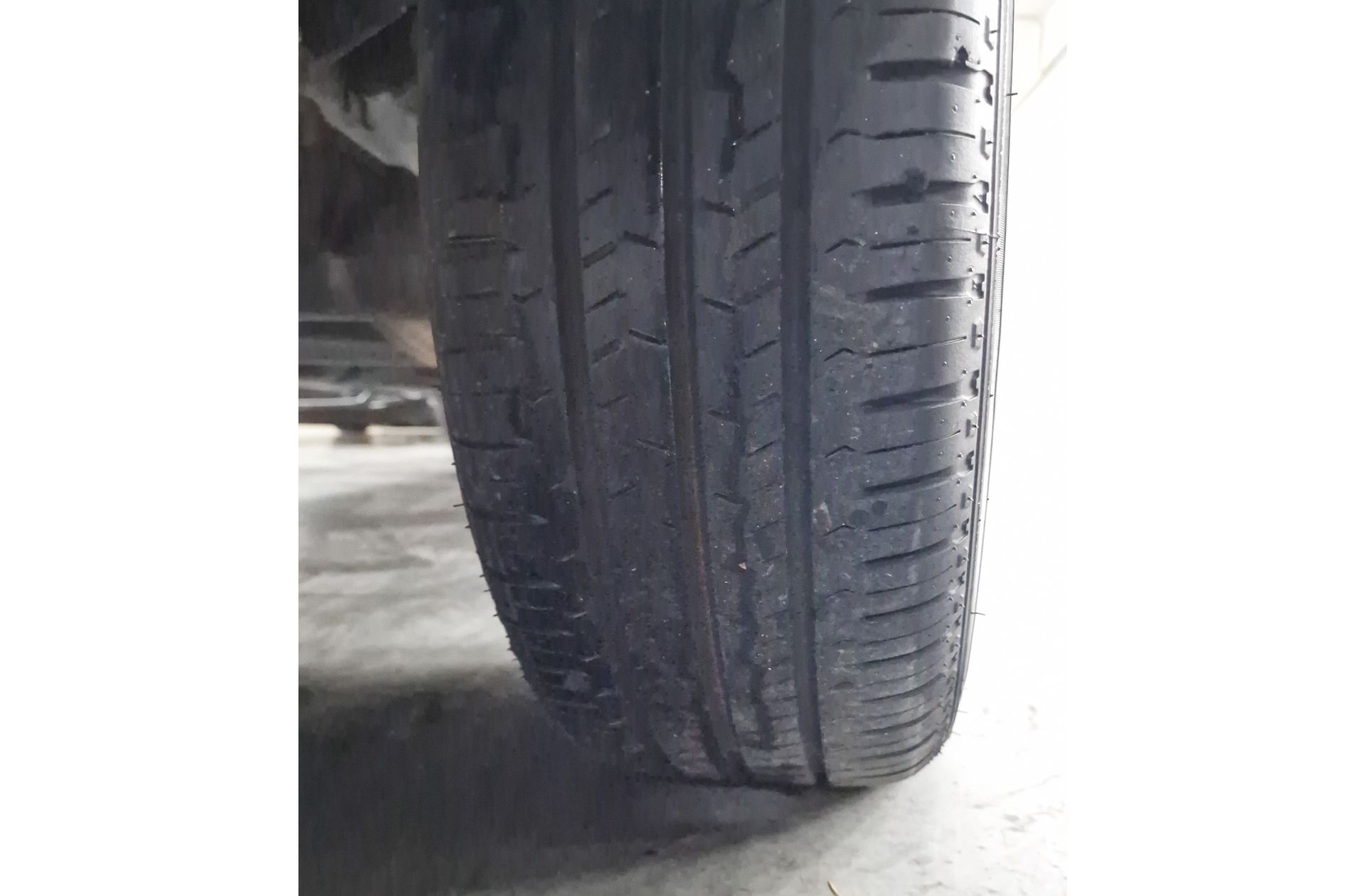 Iveco Daily Furgon 35S 16H V 3520/H2 3 plazas - foto 26