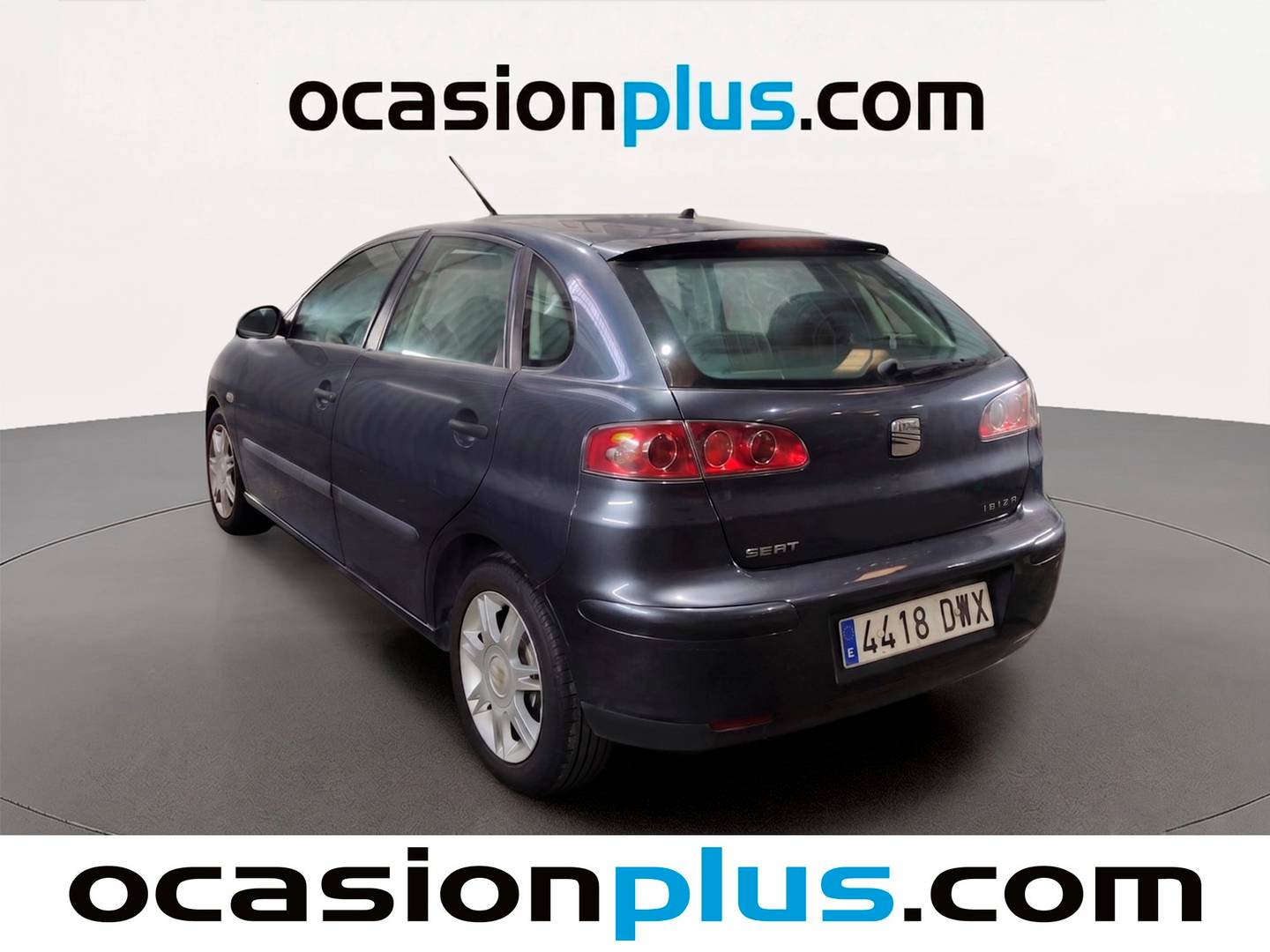 Foto trasera Seat Ibiza Seat Ibiza 1.4 16v Reference (75 CV) izquierda
