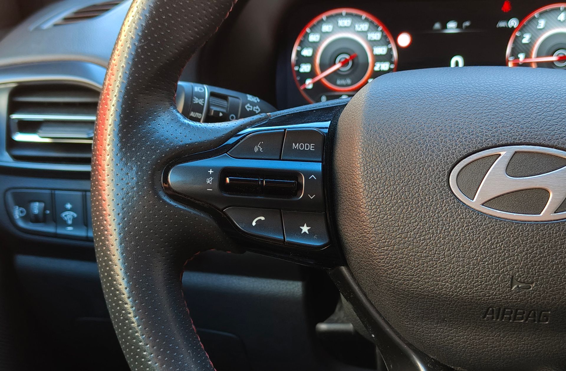 Hyundai i30 1.0 T-GDi N Line SE - foto 26