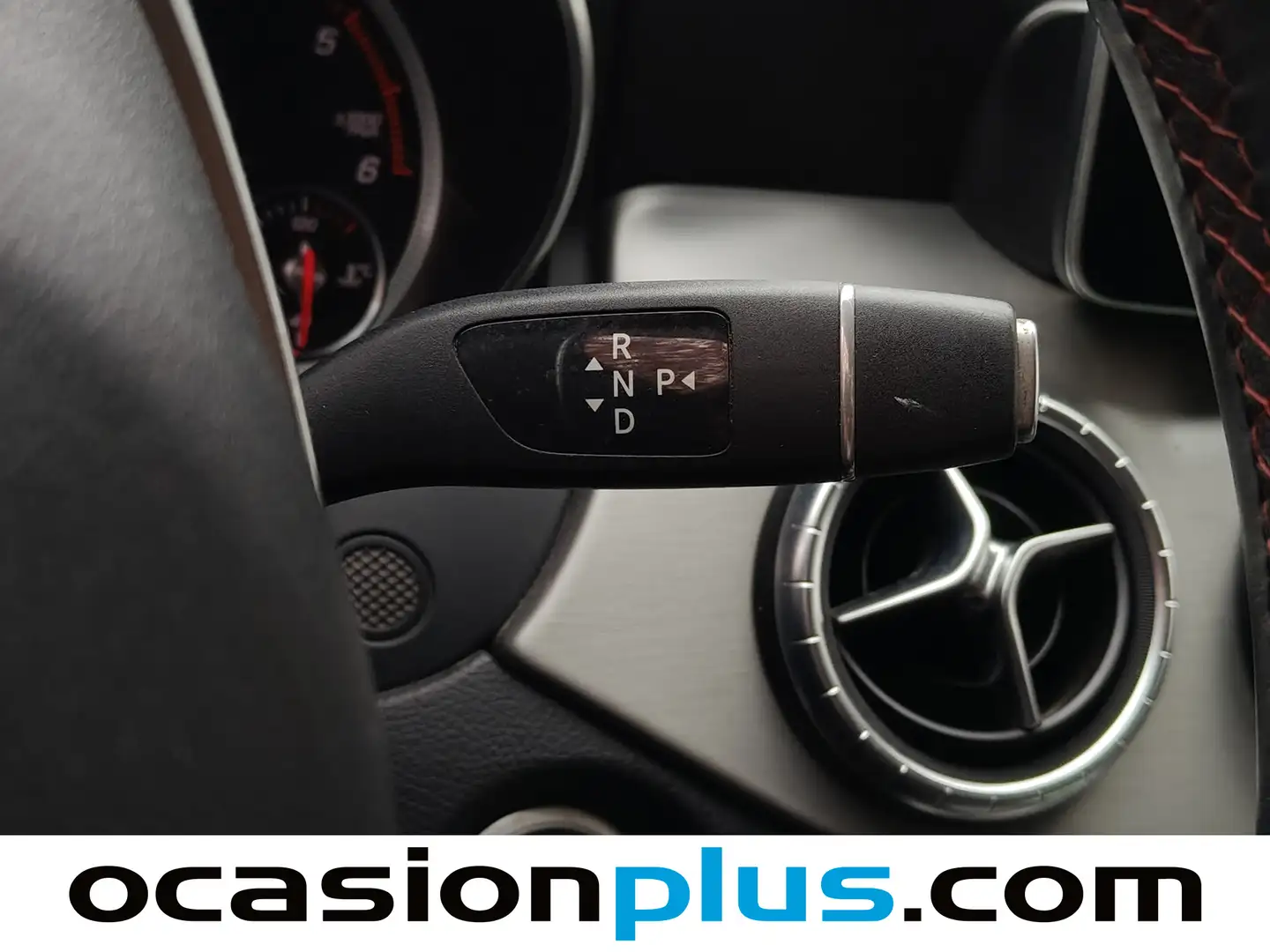 Foto Mercedes CLA Mercedes-Benz CLA Shooting Brake CLA Shooting Brake CLA 200 d (136 CV) Pack AMG