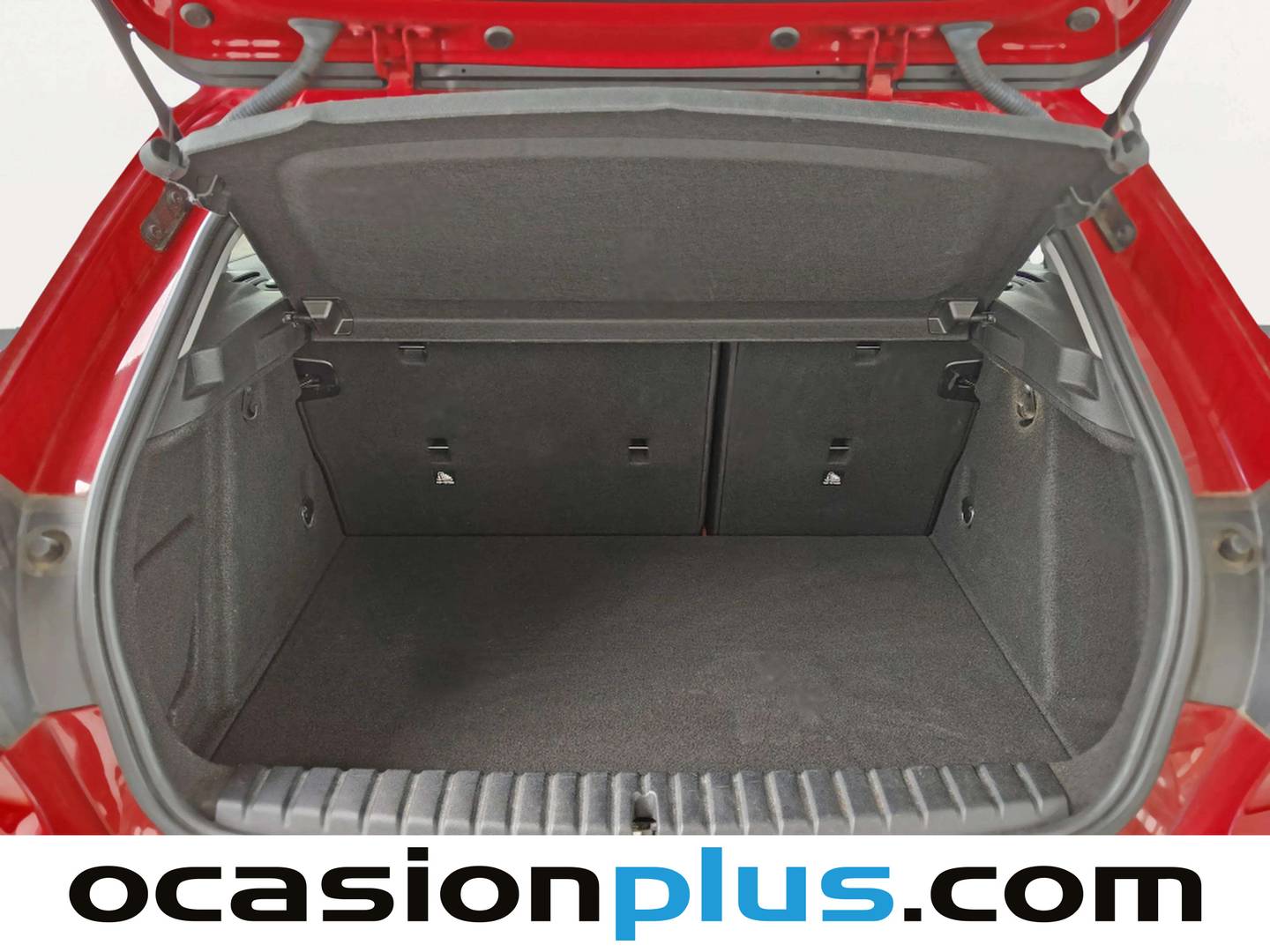 Fotos maletero BMW Serie 1 BMW Serie 1 116d (116 CV)