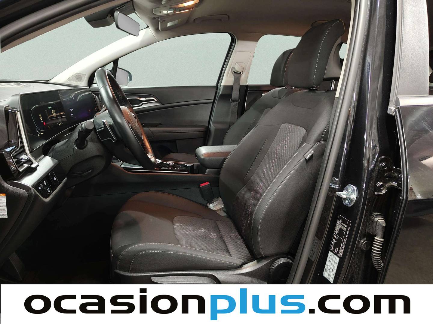 Foto asientos delanteros KIA Sportage KIA Sportage 1.6 T-GDi HEV Drive 4x2 (215 CV)