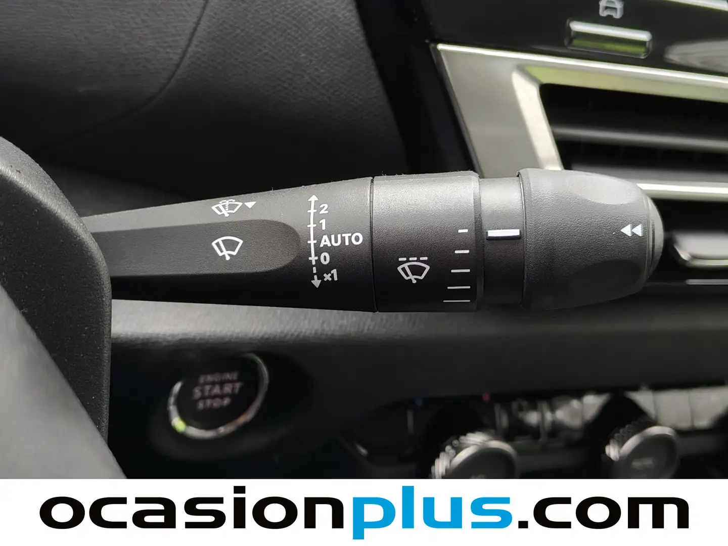 Foto Citroën C4 Citroen C4 Hybrid 136 Plus e-DCS6 (136 CV)