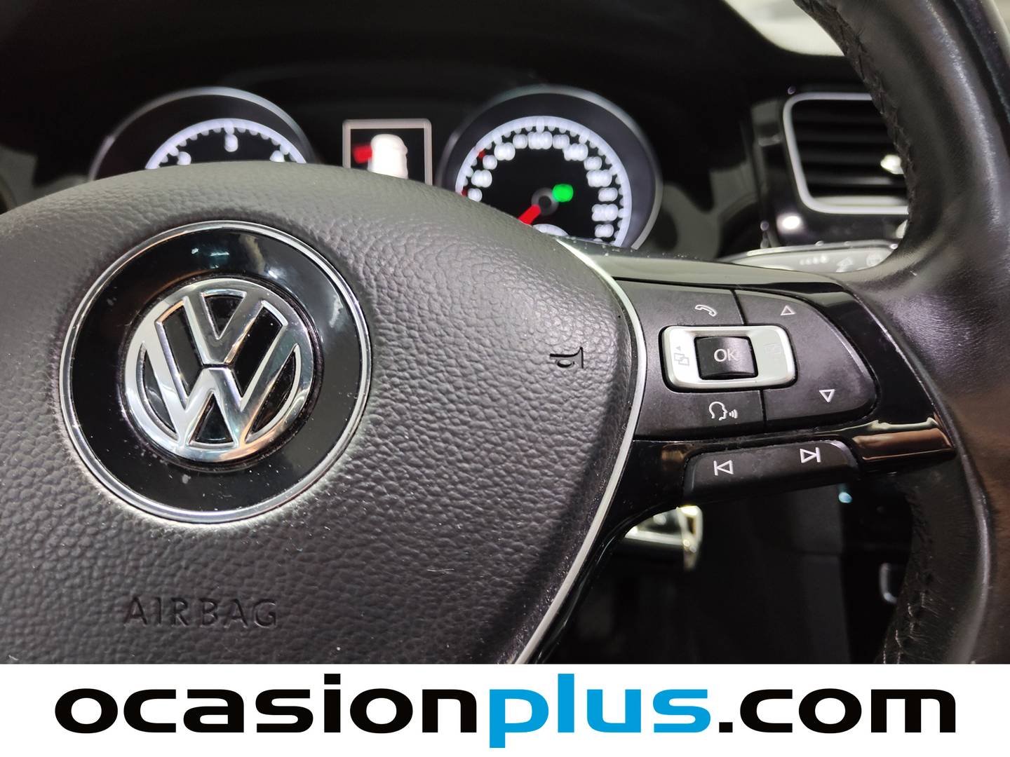 Foto Volkswagen Golf Volkswagen Golf Sport 1.6 TDI BMT (110 CV) DSG Pack R-Line