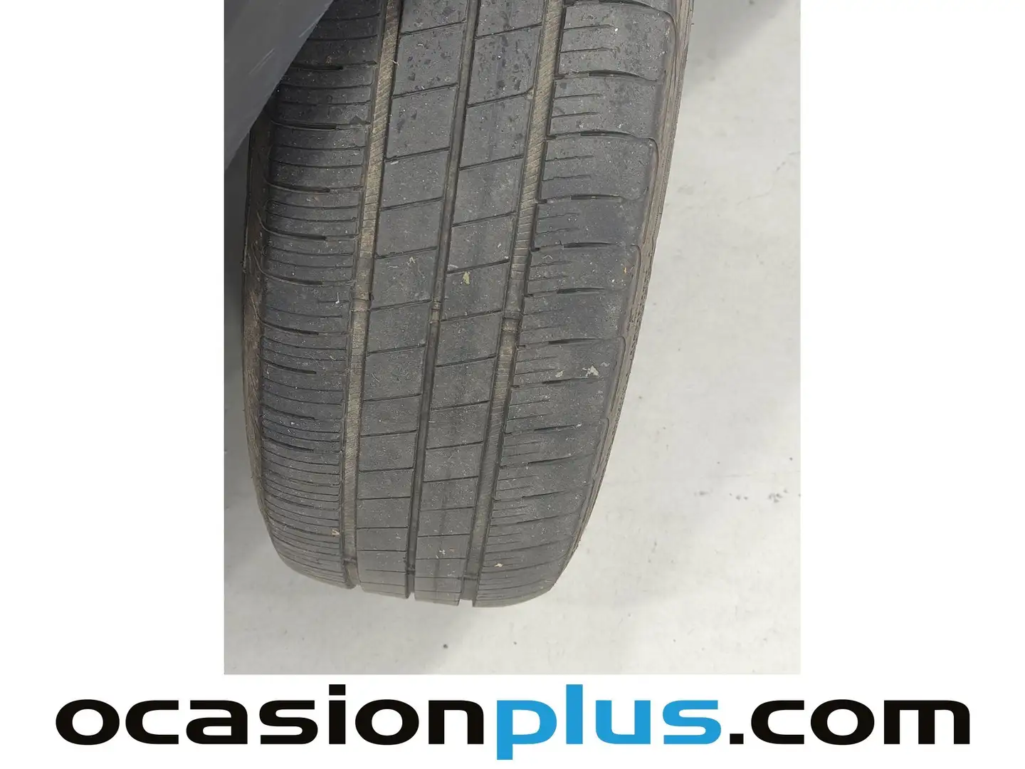 Foto Citroën C4 X Citroen C4 X PureTech 130 S&S Plus EAT8 (131 CV)