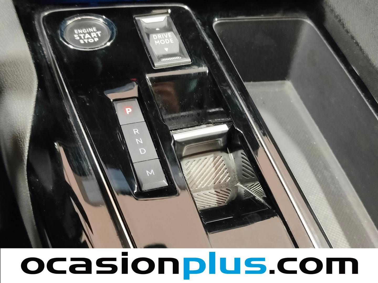 Foto Peugeot 3008 Peugeot 3008 PureTech 130 S&S GT EAT8 (130 CV)