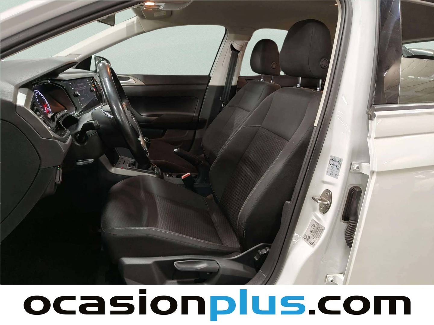 Foto asientos delanteros Volkswagen Polo Volkswagen Polo Advance 1.0 TSI (95 CV)