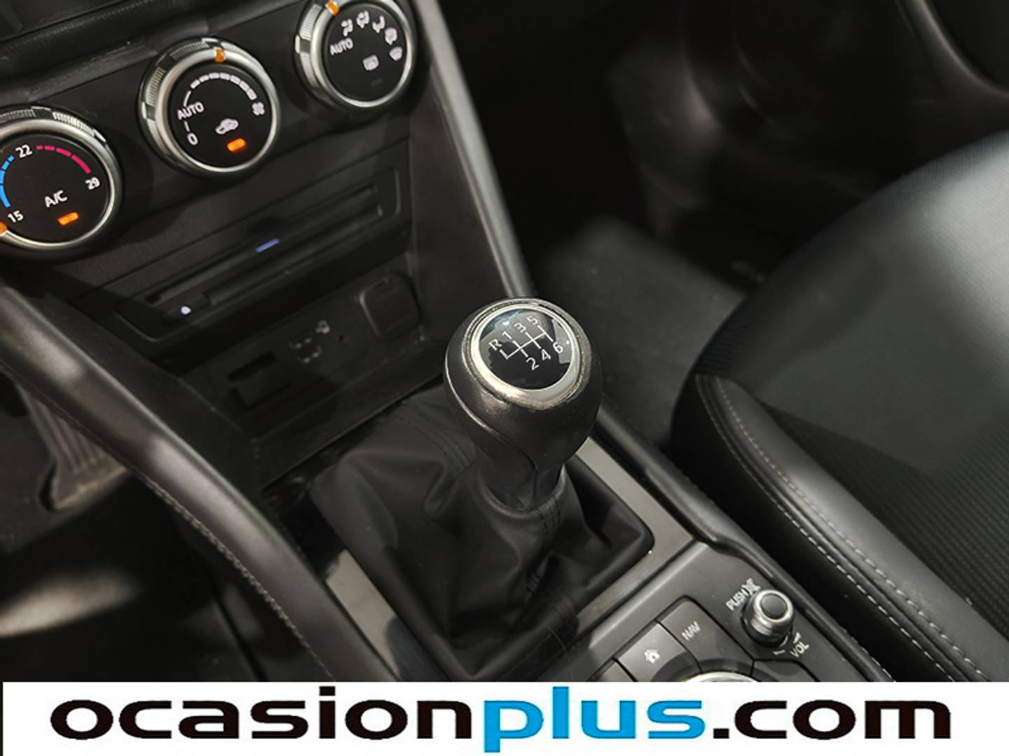 Foto Mazda CX-3 Mazda CX-3 2.0 G Zenith 2WD (121 CV)