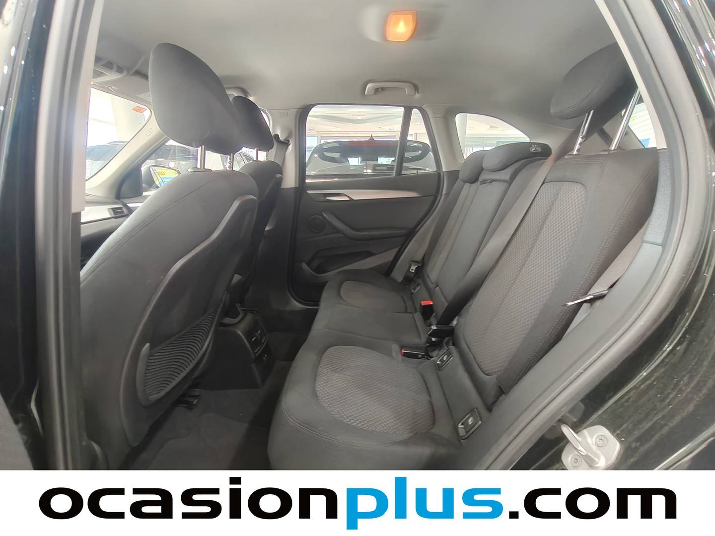 Foto asientos traseros BMW X1 BMW X1 sDrive16d Business (116 CV)
