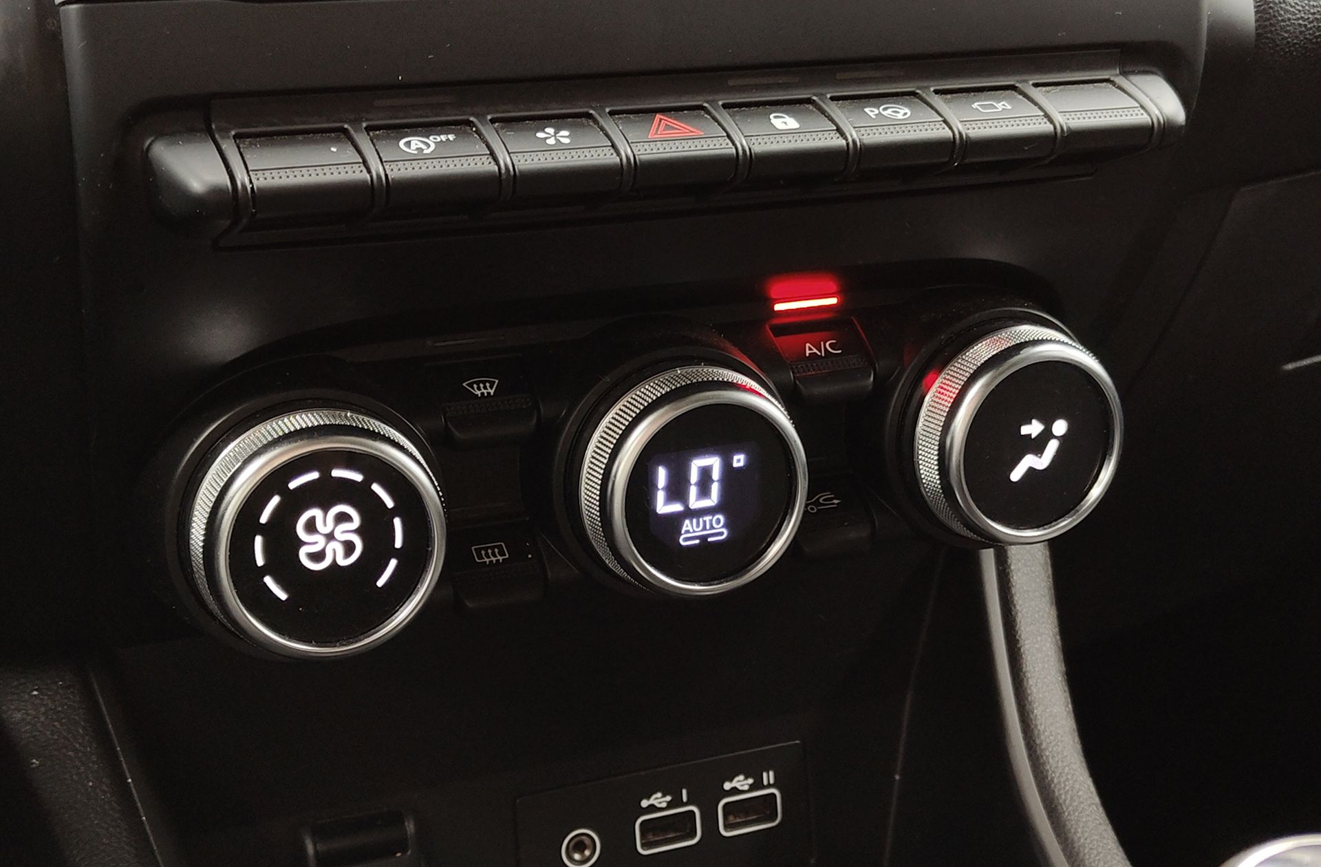 Renault Captur Techno TCe - foto 32