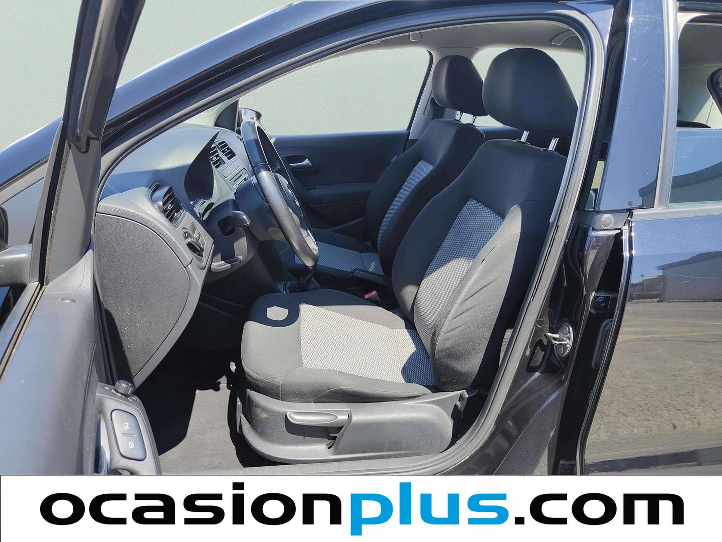 Foto asientos delanteros Volkswagen Polo Volkswagen Polo Advance 1.6 TDI (90 CV)