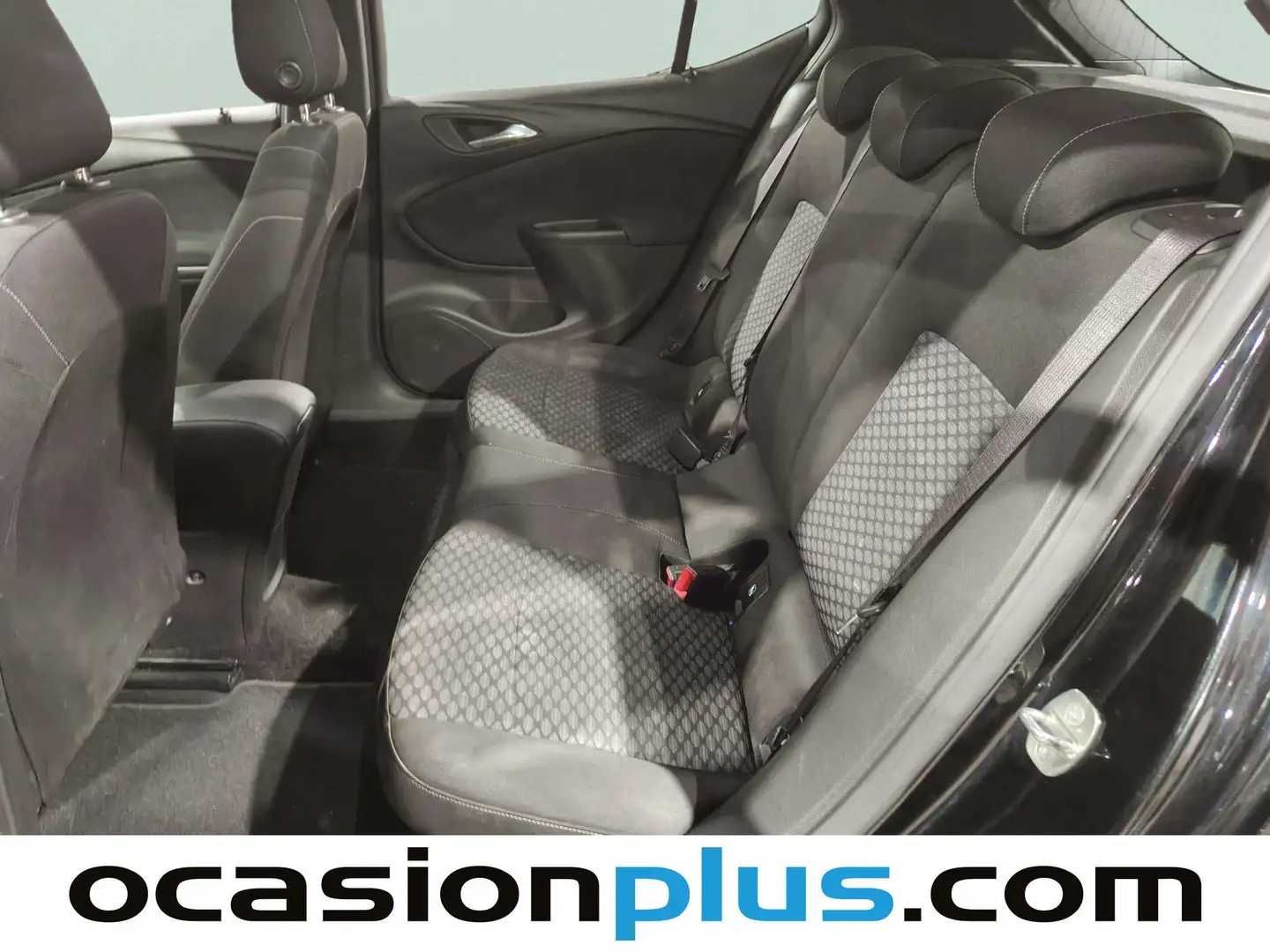 Foto Opel Astra Opel Astra 1.2 Turbo SHL Edition (110 CV)