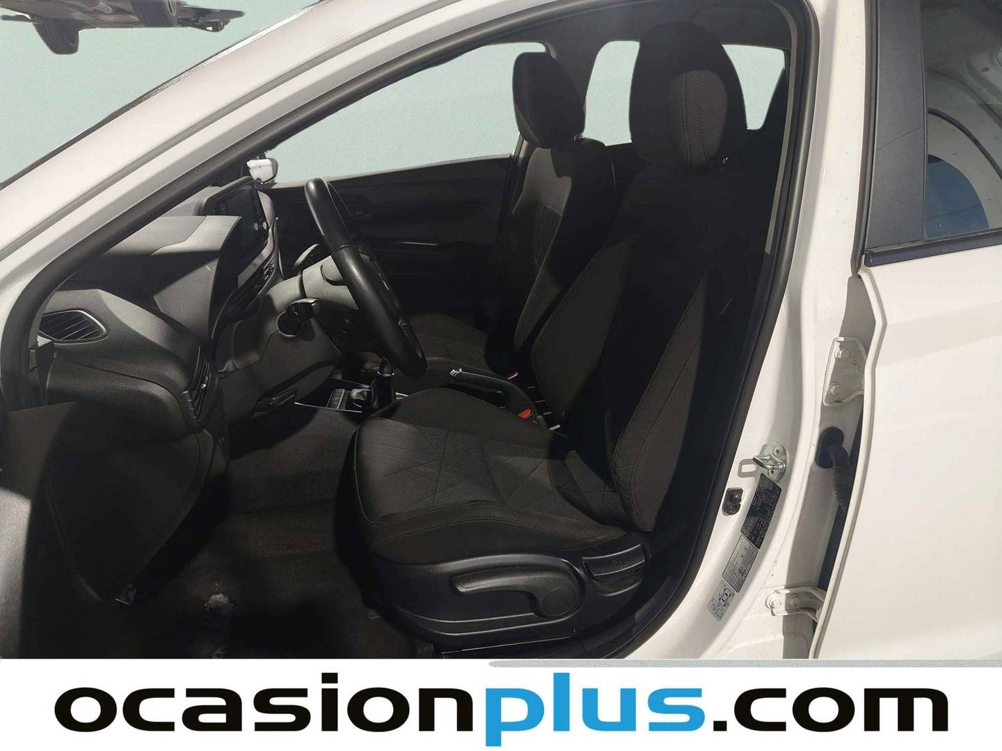 Foto asientos delanteros Hyundai Bayon Hyundai Bayon 1.0 TGDI 48V Maxx  (100 CV)