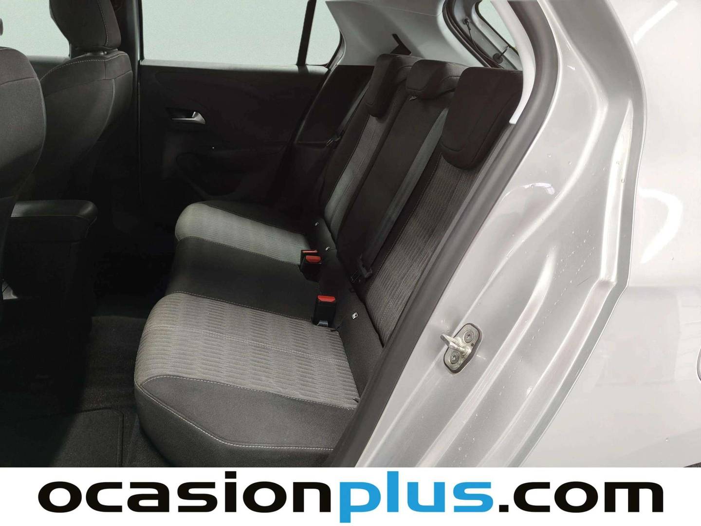 Foto asientos traseros Opel Corsa Opel Corsa 1.2 XEL Edition (75 CV)