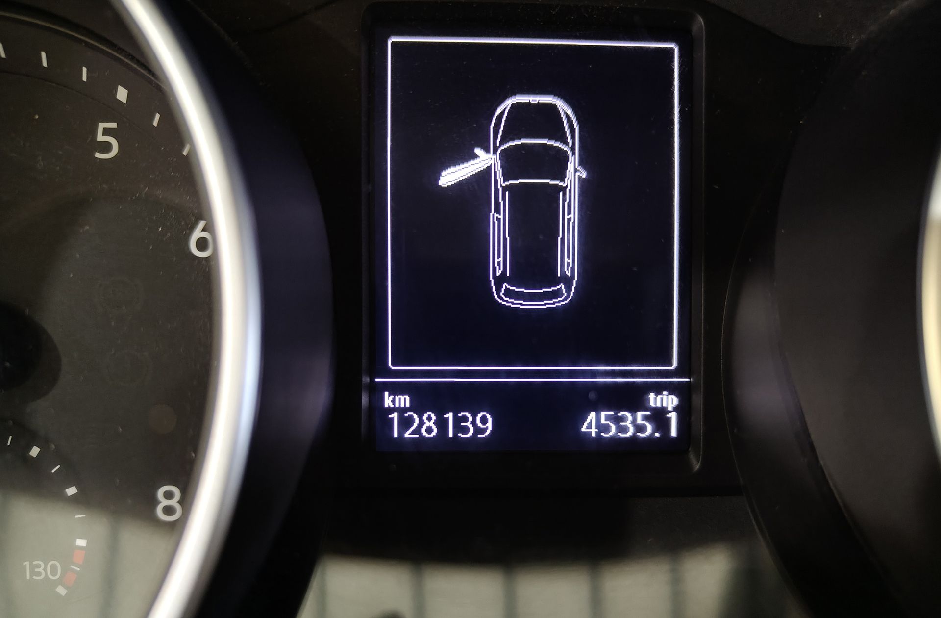 Volkswagen Tiguan Edition 1.4 TSI BMT - foto 12