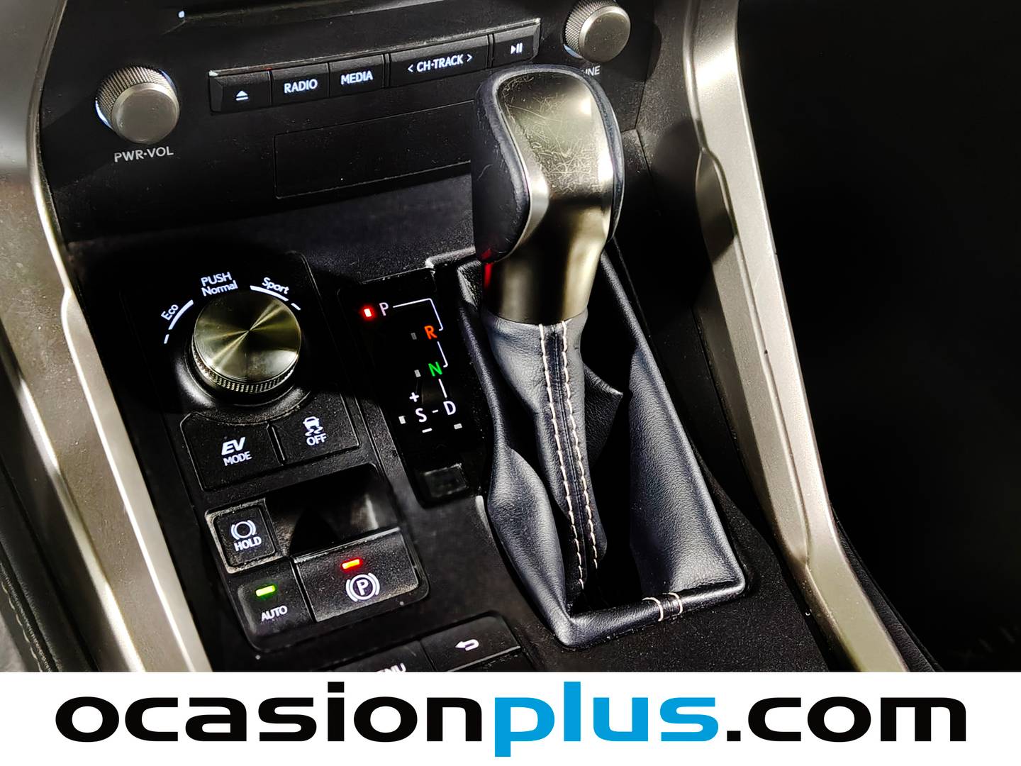 Lexus NX Lexus NX 300h Premium 2WD (197 CV) de segunda mano