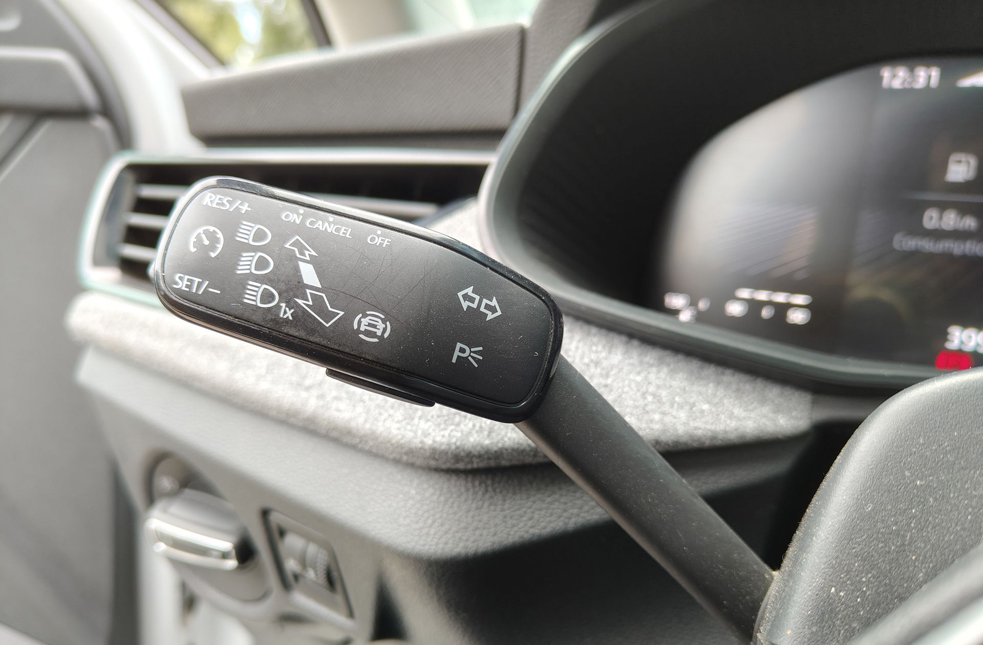 Škoda Scala 1.0 TSI Selection - foto 24