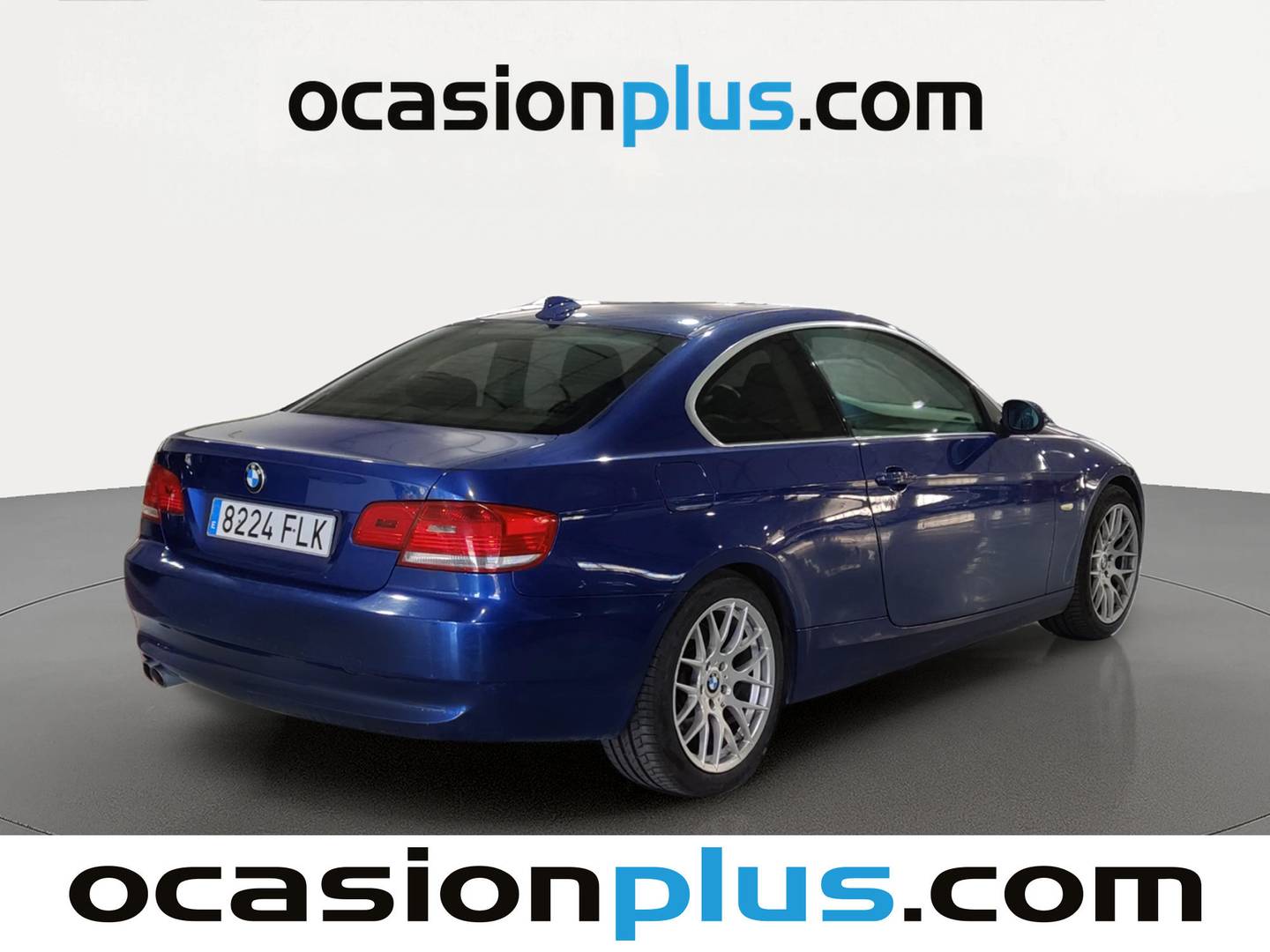 Foto trasera BMW Serie 3 BMW Serie 3 330xi Coupe (272 CV) derecha