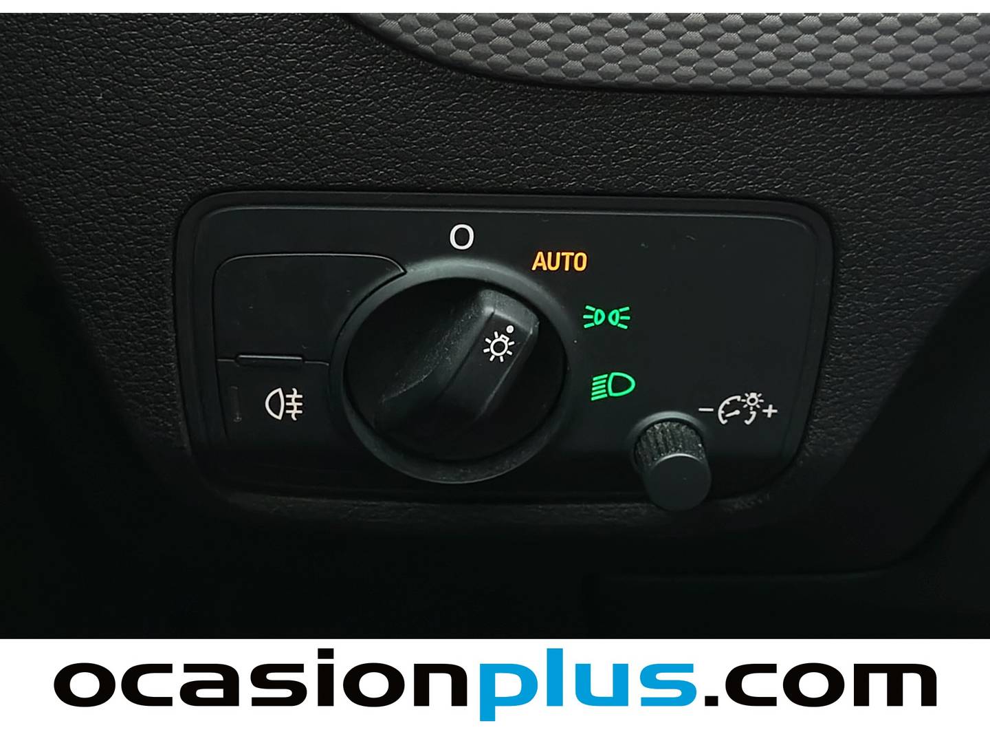 Foto Audi Q2 Audi Q2 Advanced 30 TDI (116 CV)