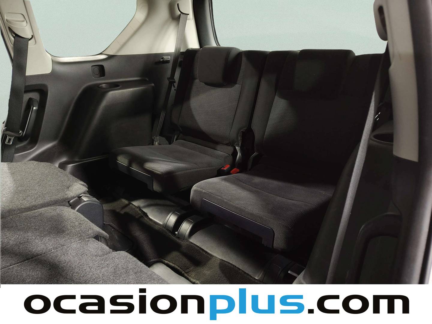 Extras y acabados del Toyota Land Cruiser Toyota Land Cruiser 2.8 D-4D VX Auto (204 CV) 7 Plazas