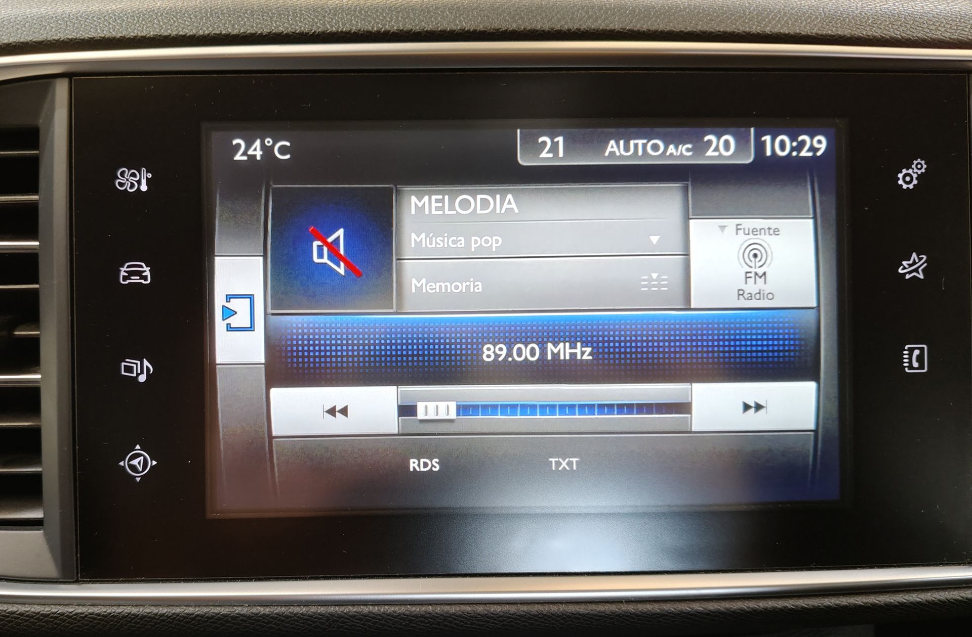 Peugeot 308 PureTech 130 Allure EAT6 - foto 31