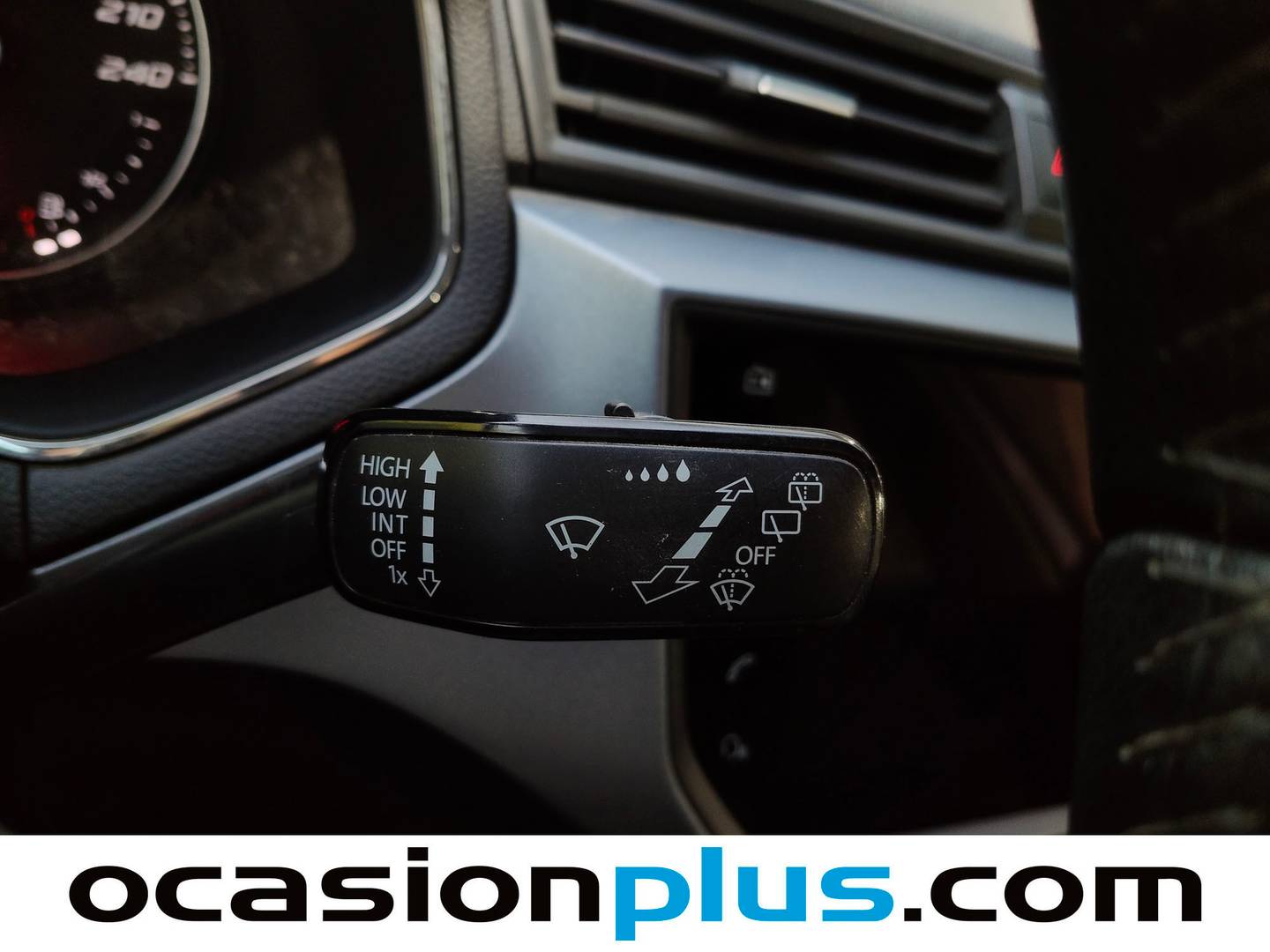 Foto Seat Arona SEAT Arona 1.0 TSI S&S Style (115 CV)