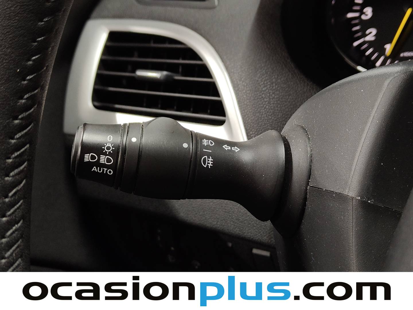 Equipamiento del Renault Mégane Renault Megane Dynamique 1.6 16v (110 CV)