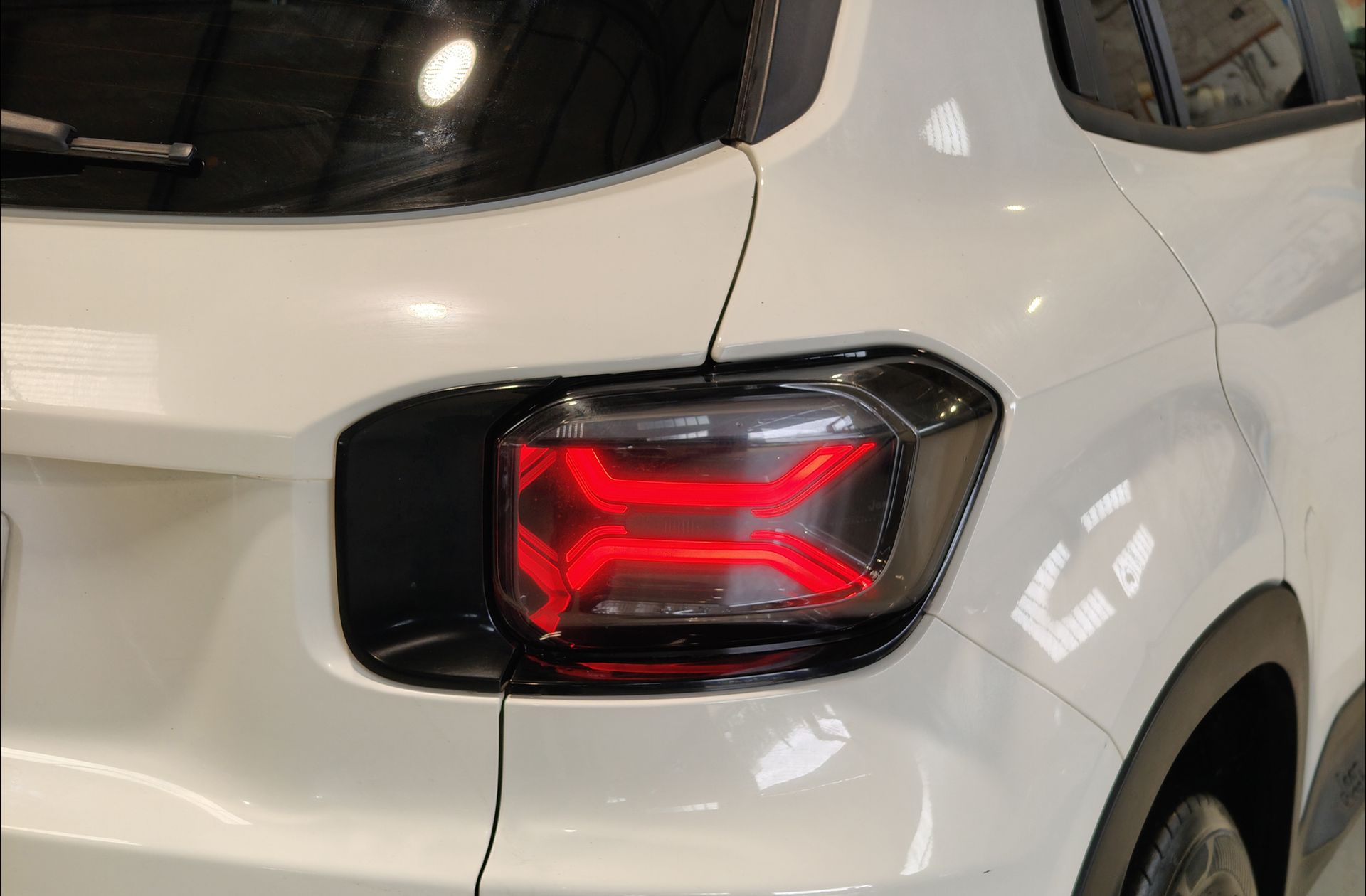 Jeep Avenger 1.2 G Summit - foto 17
