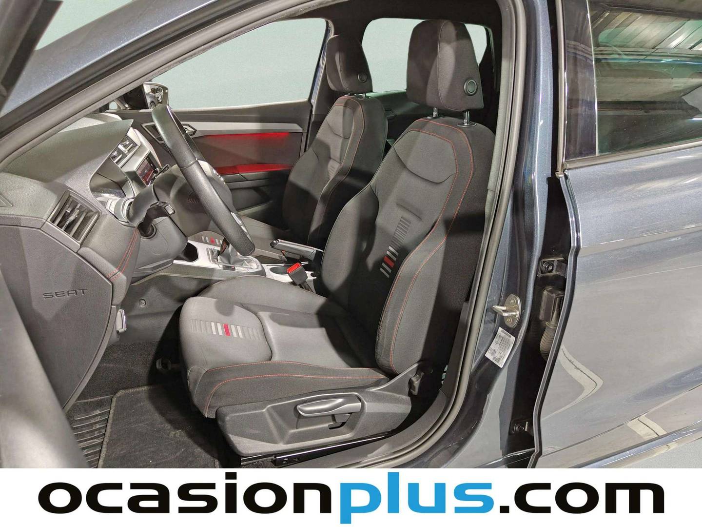 Foto asientos delanteros Seat Ibiza SEAT Ibiza 1.0 TSI FR Plus (115 CV)