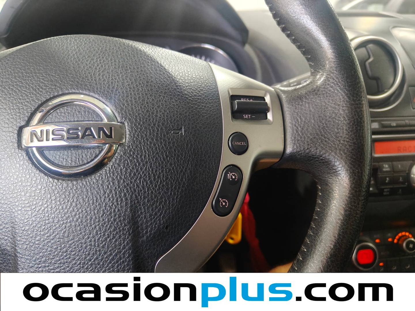 Extras del Nissan QASHQAI Nissan Qashqai 1.5 dCi Acenta 4x2 (106 CV)