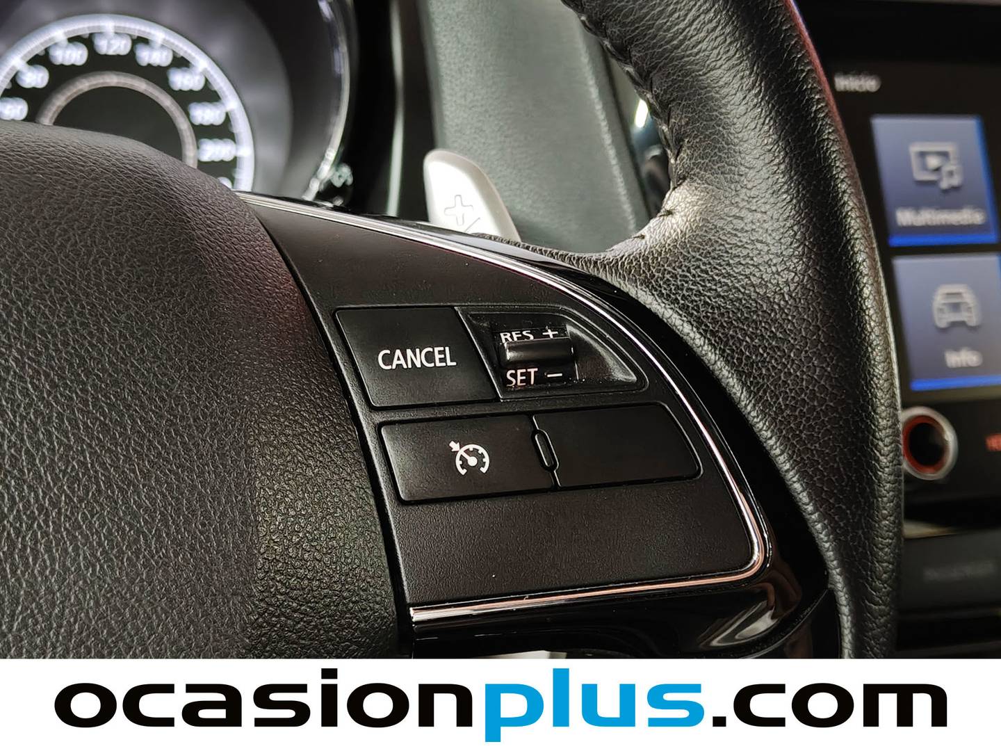 Foto Mitsubishi ASX Mitsubishi ASX 200 MPI Motion CVT (150 CV)