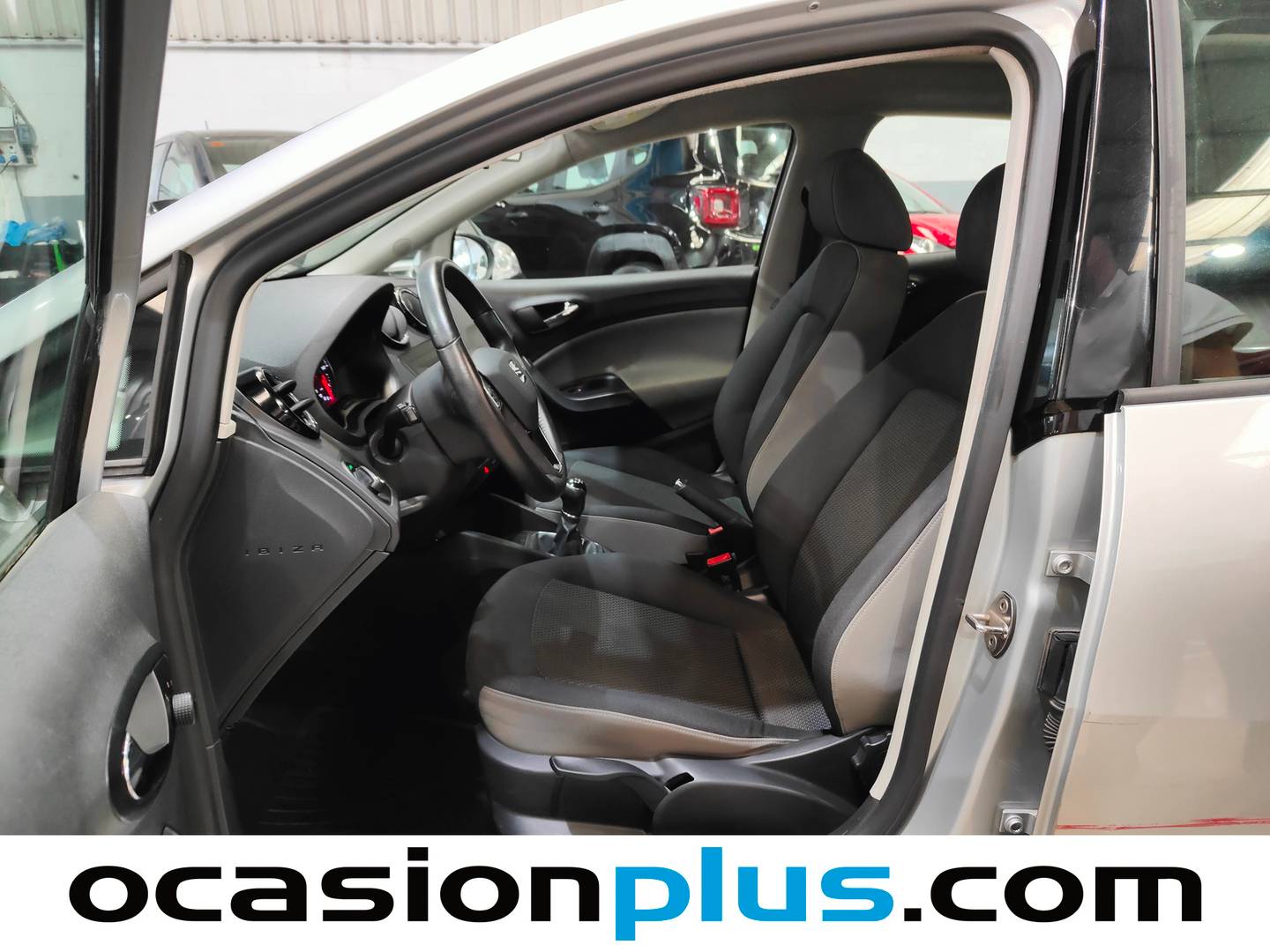 Foto asientos delanteros Seat Ibiza Seat Ibiza 1.2 TSI Style (90 CV)