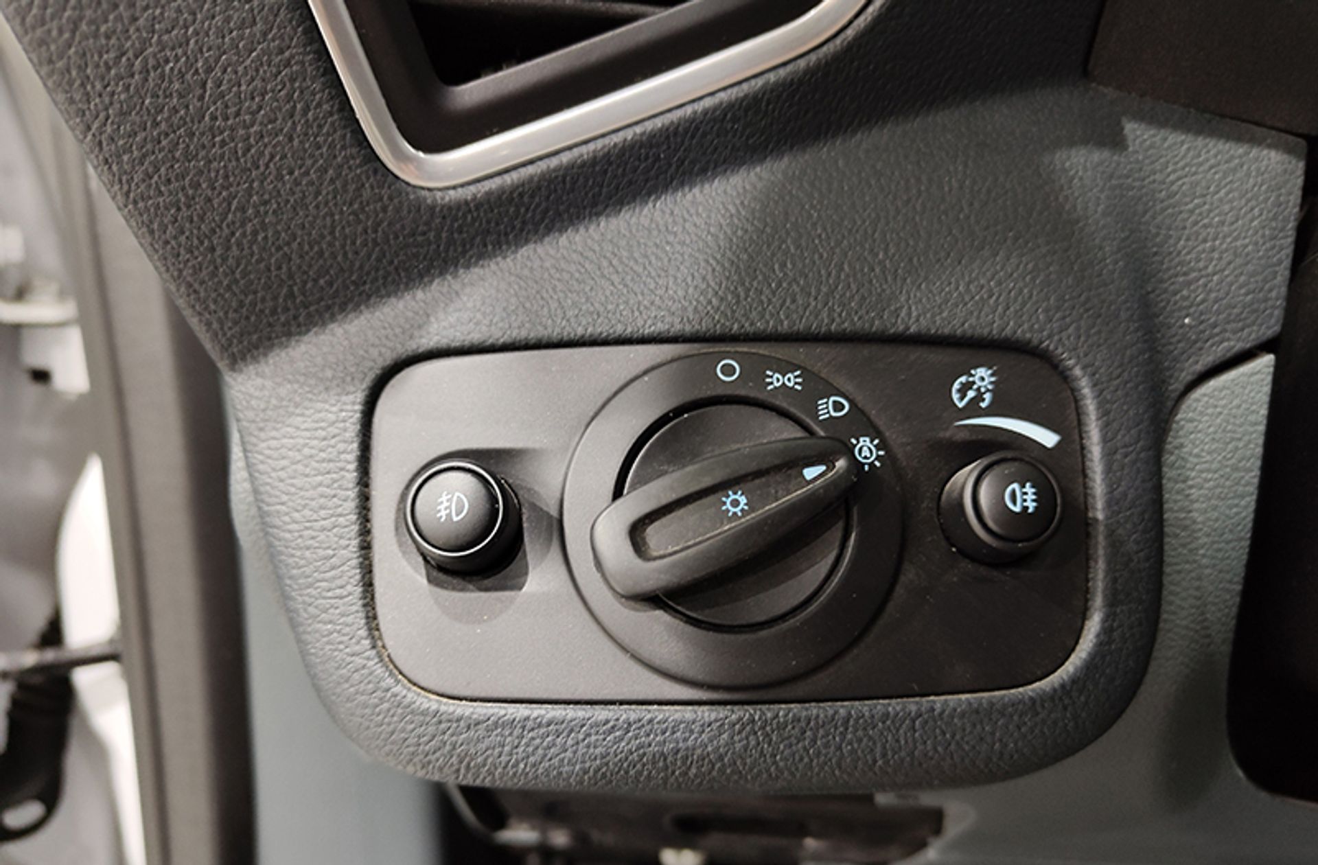 Ford C-Max 1.0 EcoBoost Titanium - foto 20