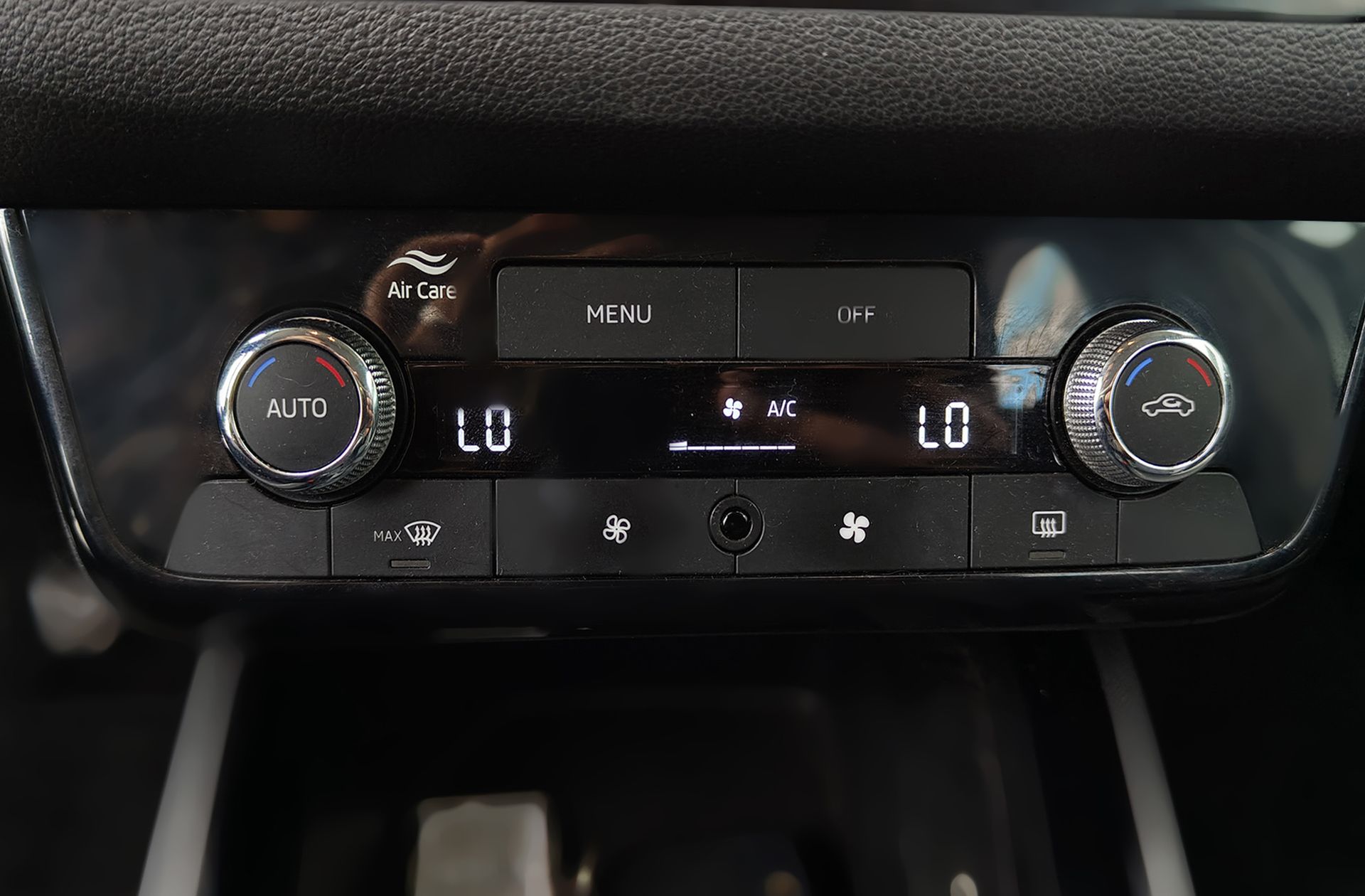 Škoda Scala 1.0 TSI Selection - foto 28