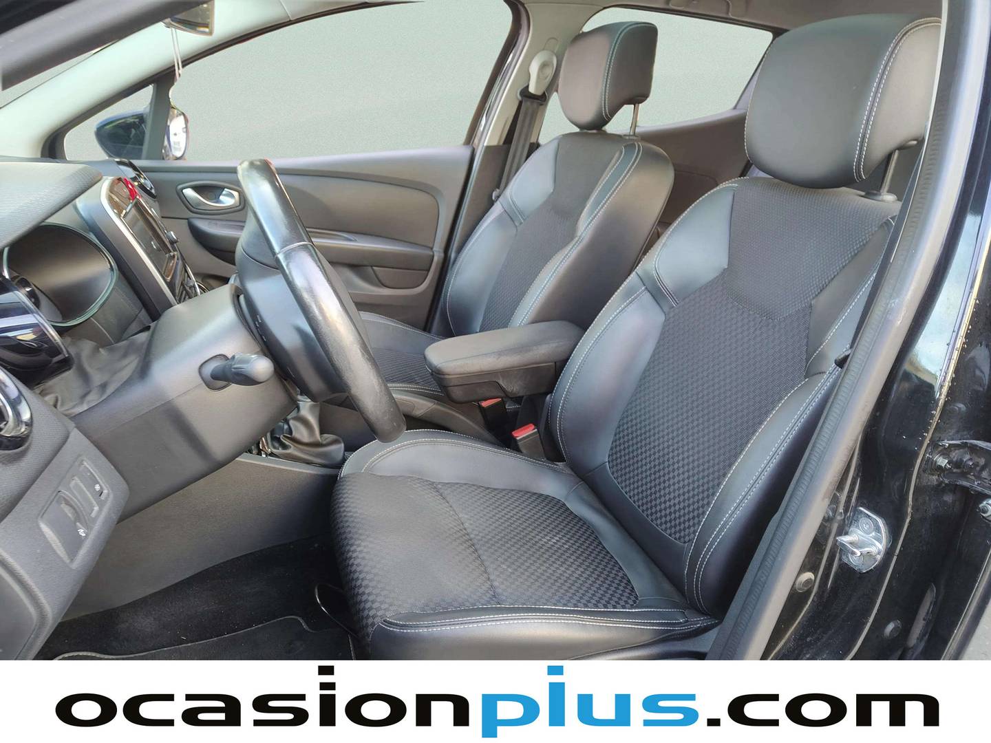 Foto asientos delanteros Renault Clio Renault Clio Zen Energy TCe (120 CV)
