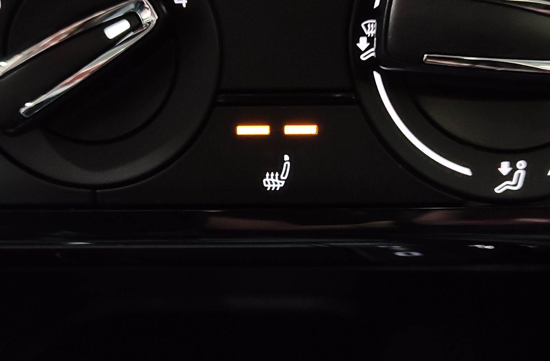 Škoda Kamiq 1.0 TSI Selection DSG - foto 7