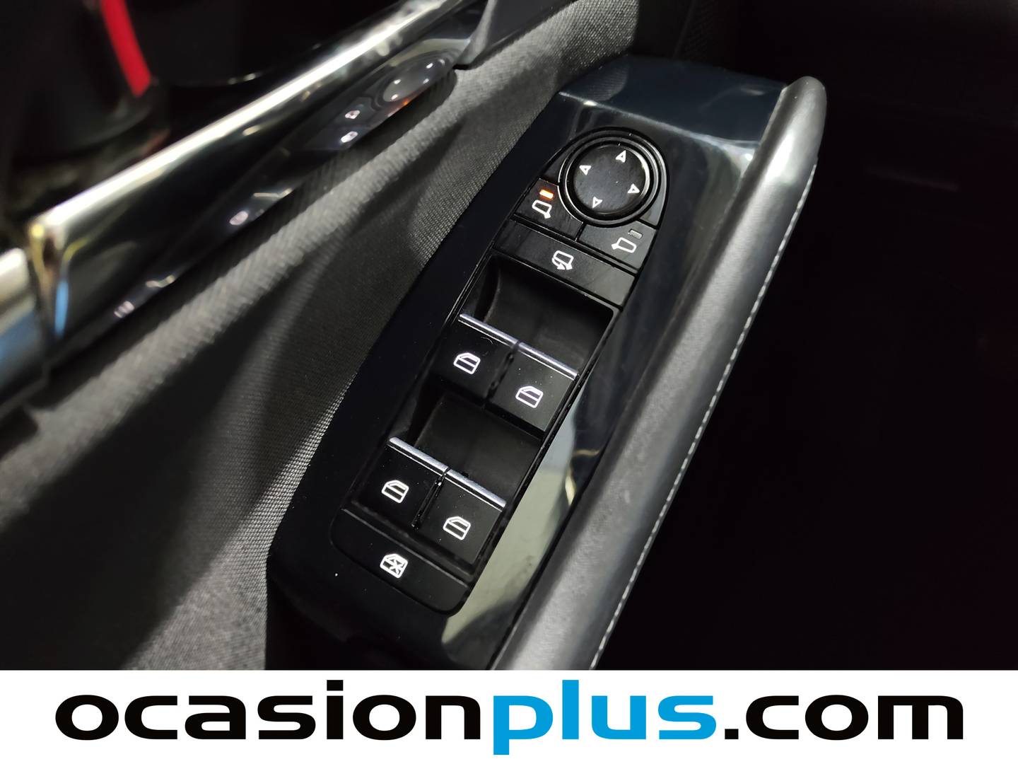 Foto Mazda CX-30 Mazda CX-30 2.0 Skyactiv-G Evolution 2WD (122 CV)