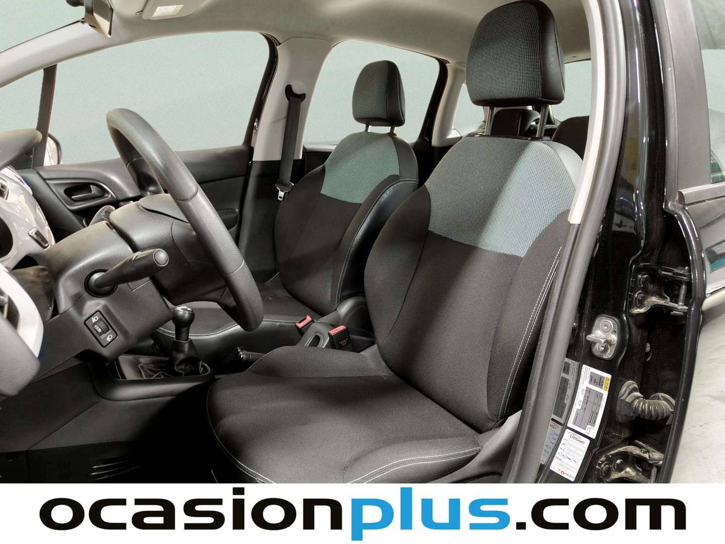 Foto asientos delanteros Citroën C3 Citroën C3 1.2 PureTech LIVE (68 CV)