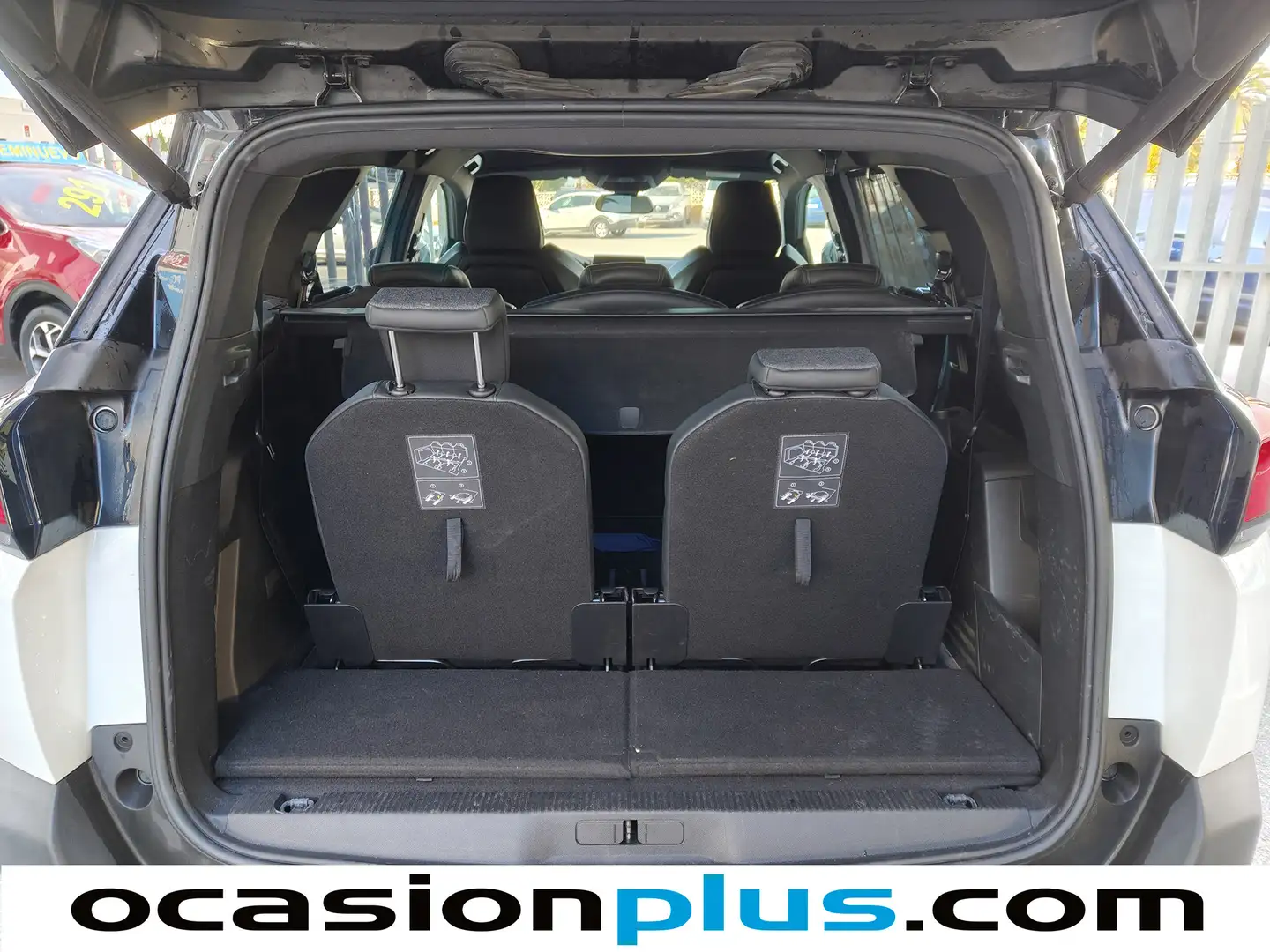 Foto Peugeot 5008 Peugeot 5008 BlueHDI 130 S&S GT-Line EAT8 (130 CV)  7 Plazas