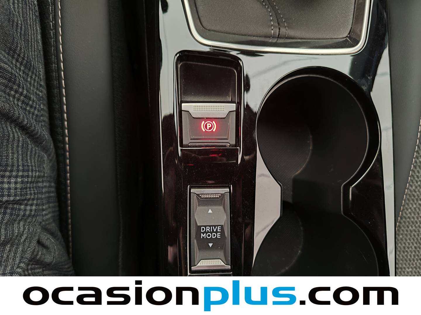 Foto Peugeot 2008 Peugeot 2008 PureTech 100 S&S Allure (100 CV)