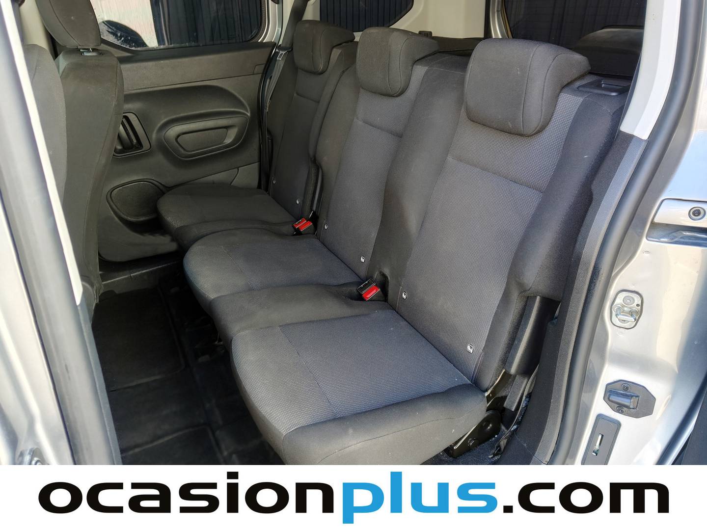 Foto asientos traseros Peugeot Rifter Peugeot Rifter BlueHDi 100 Active Pack Standard  (100 CV)