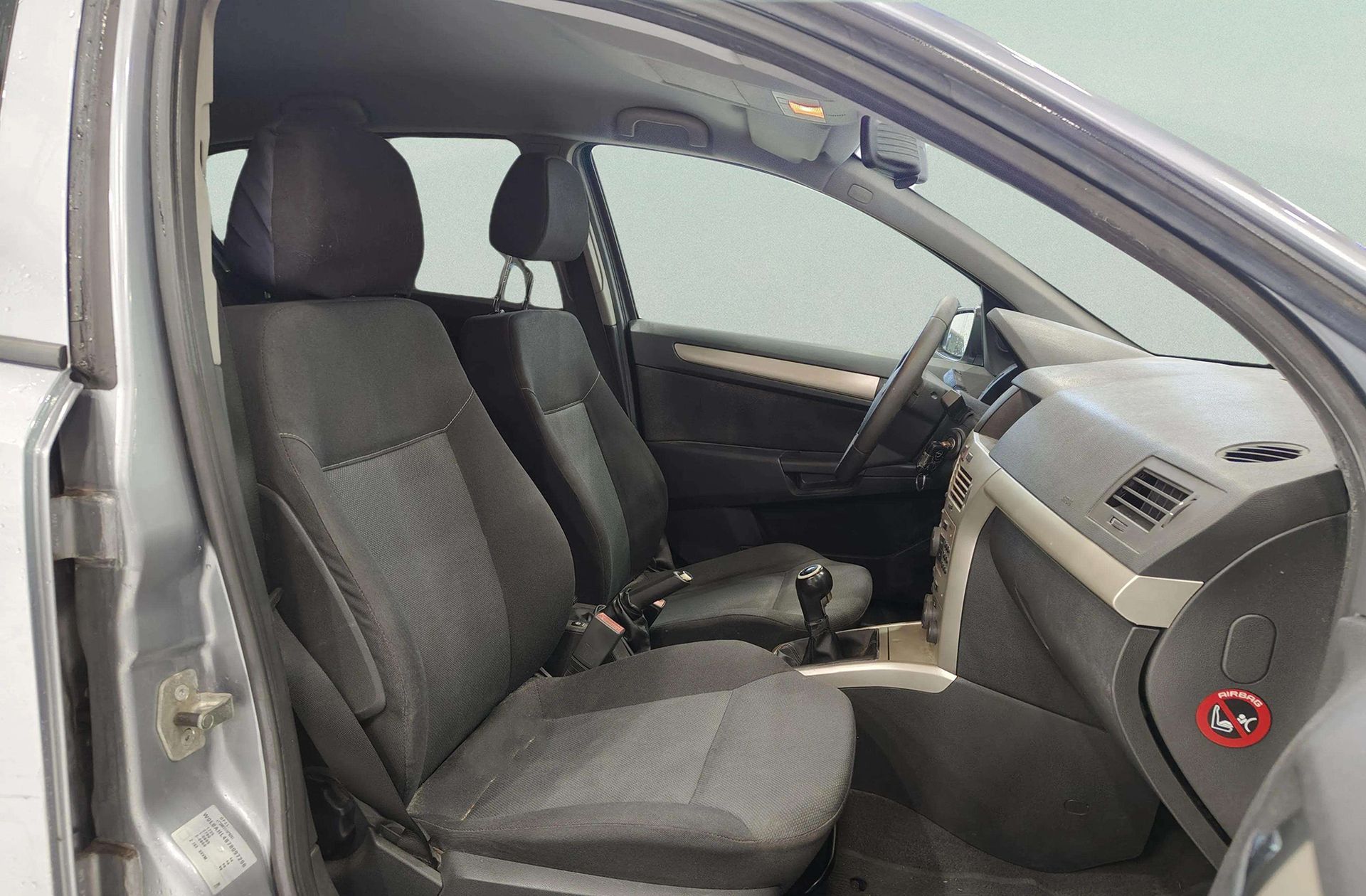 Opel Astra 1.4 Enjoy - foto 14